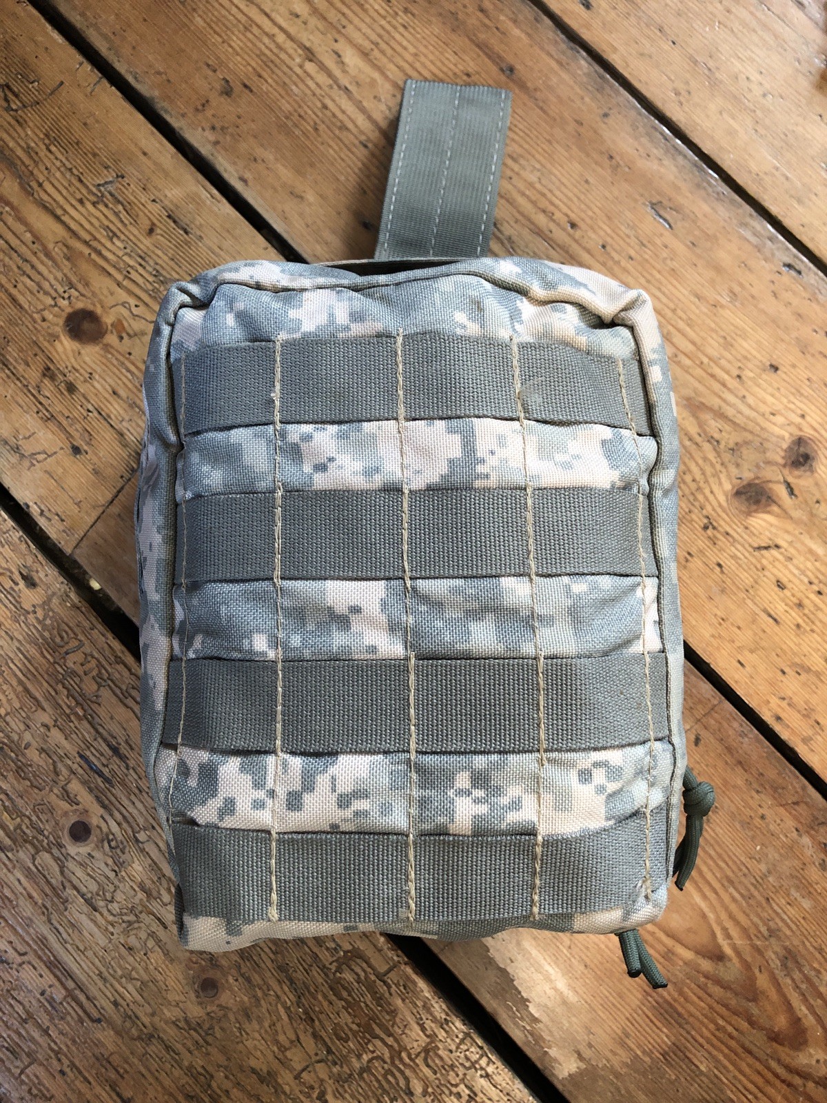 ACU Camo US Army 68W Medics EMT Leg Bag With Contents Custom 2007