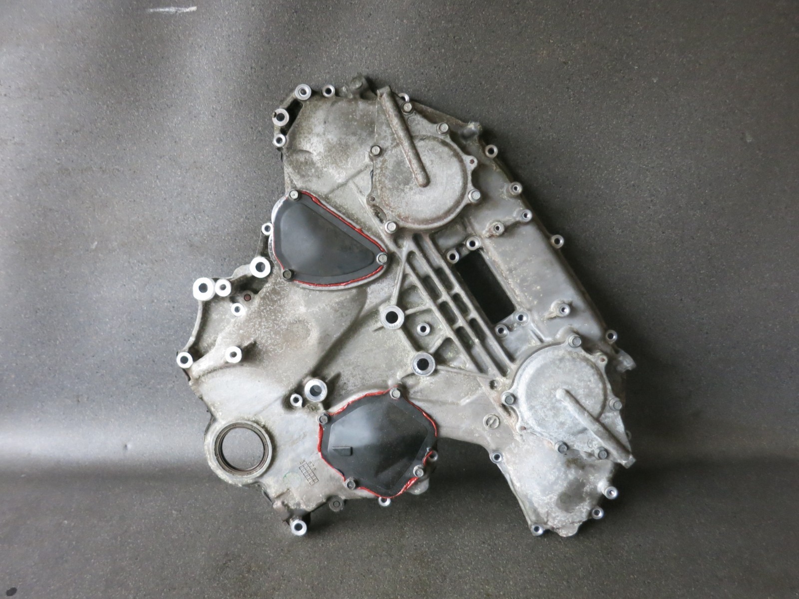 Nissan Elgrand E51 (2002-10) 2.5 Petrol Timing Cover