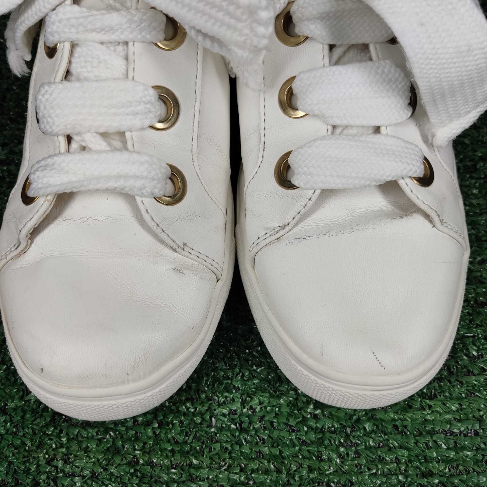 LOFT Women's Sneakers Lace Up Casual White Shoes Size 8.5