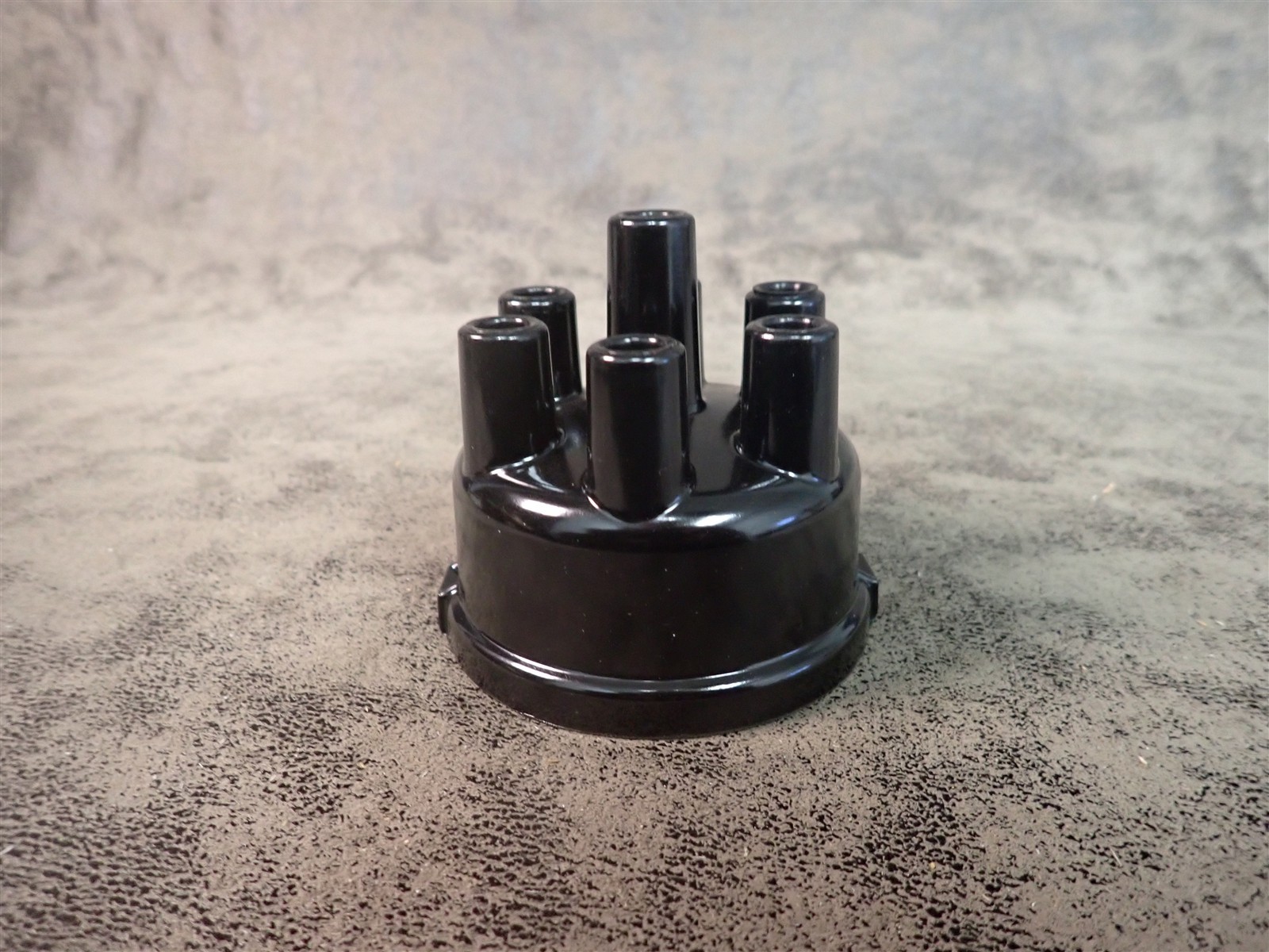 NEW WVE 5D1028 Distributor Cap (G159)