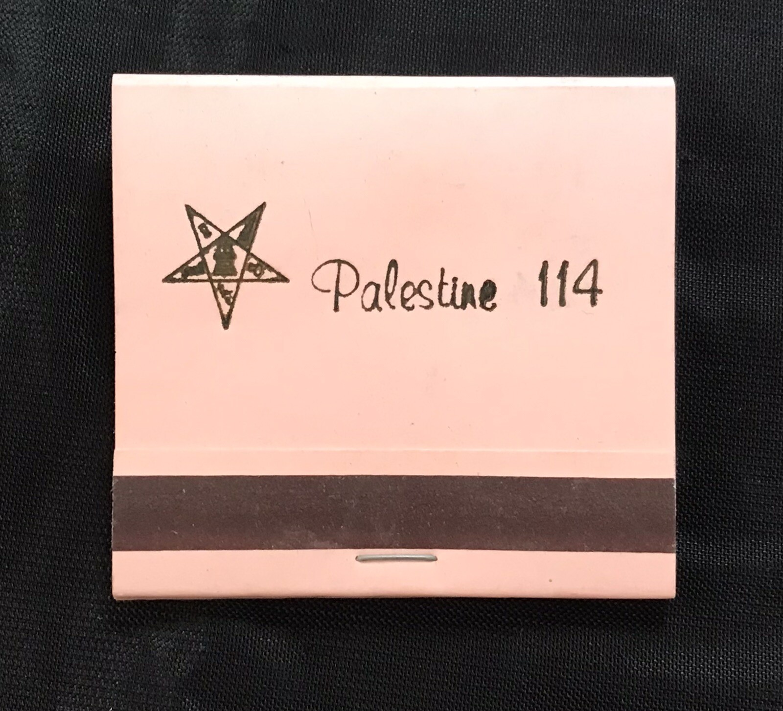 PALESTINE 114 Full Vintage Front-Striker 30-Striker Matchbook A-1131