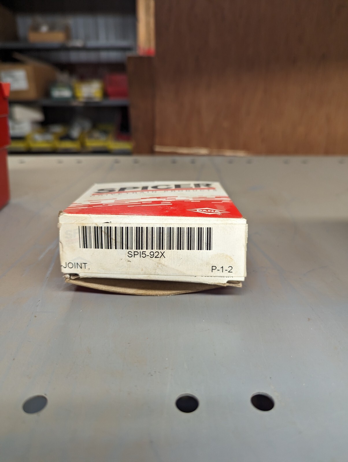 QTY 1    Genuine Spicer 5-92X Steering Shaft U-joint Kit.