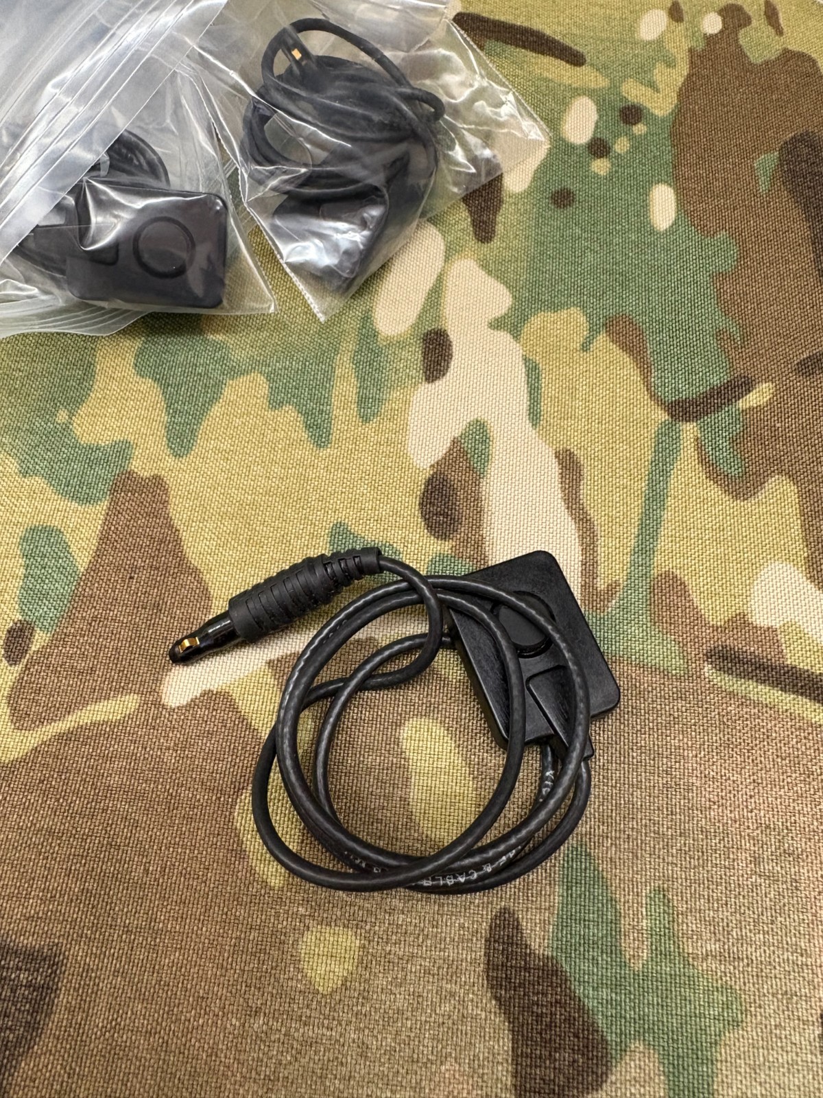 US MIL.AN/PEQ INSIGHT LASER sight LIGHT PRESSURE PAD SWITCH CRANE PLUG USA