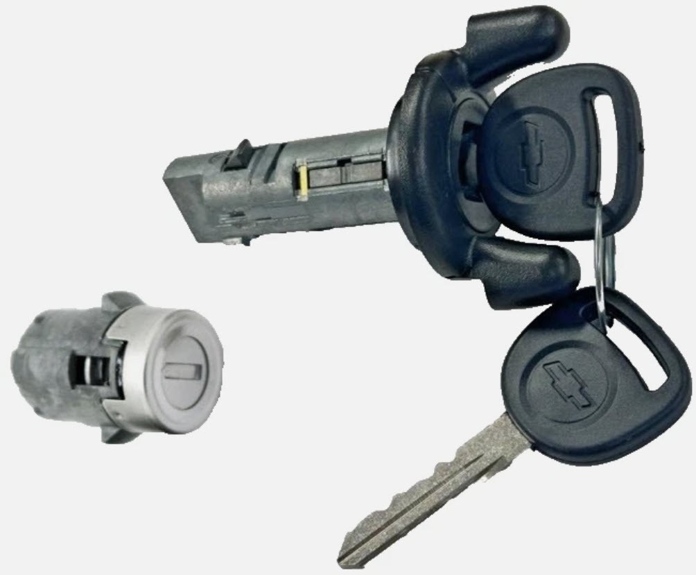 NEW CHEVROLET OEM IGNITION SWITCH LOCK CYLINDER + 1 DOOR LOCK CYLINDER + 2 KEYS