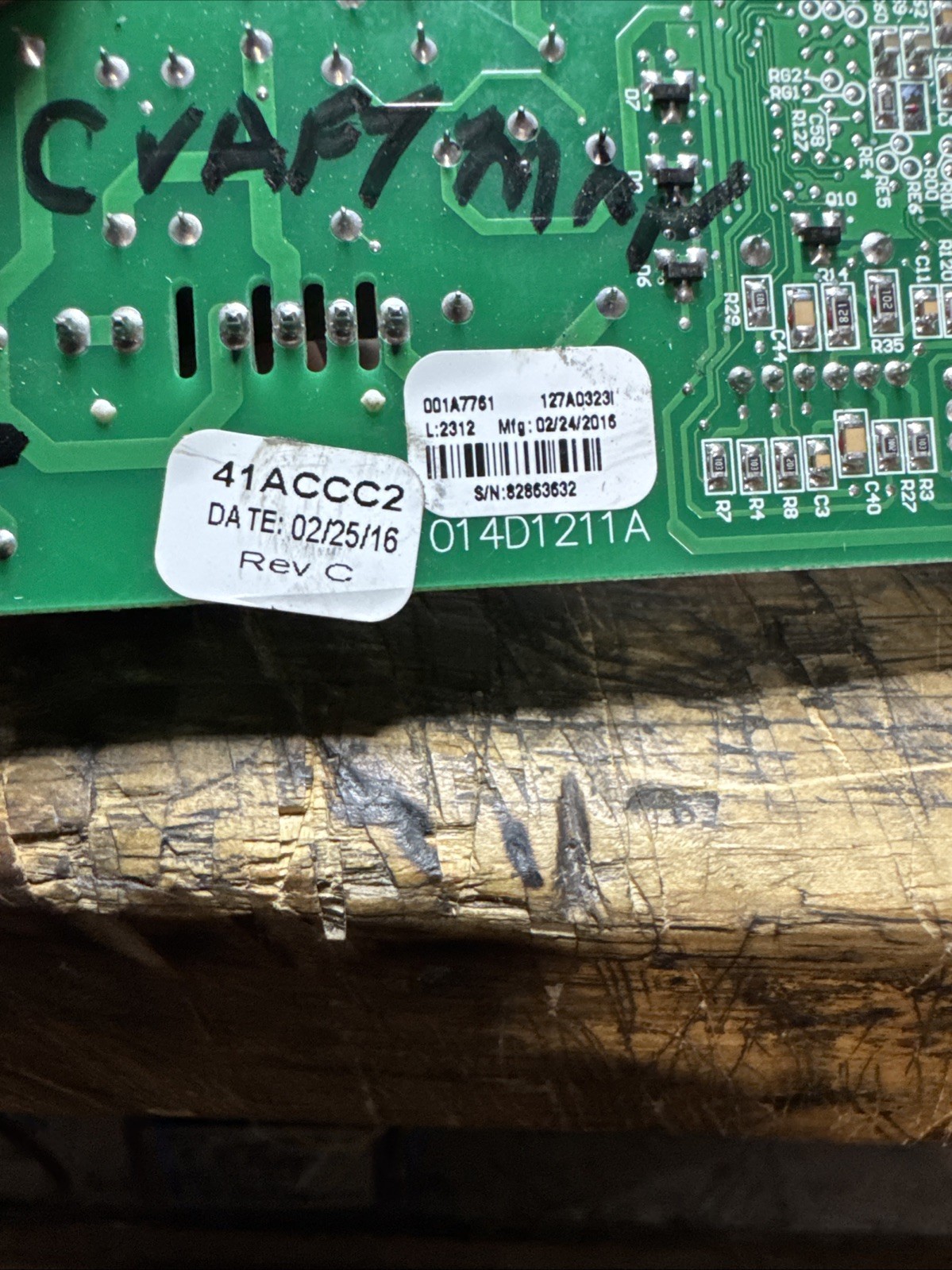 41ACCC2 2/25/16 craftsman Logic￼board Yellow learn button