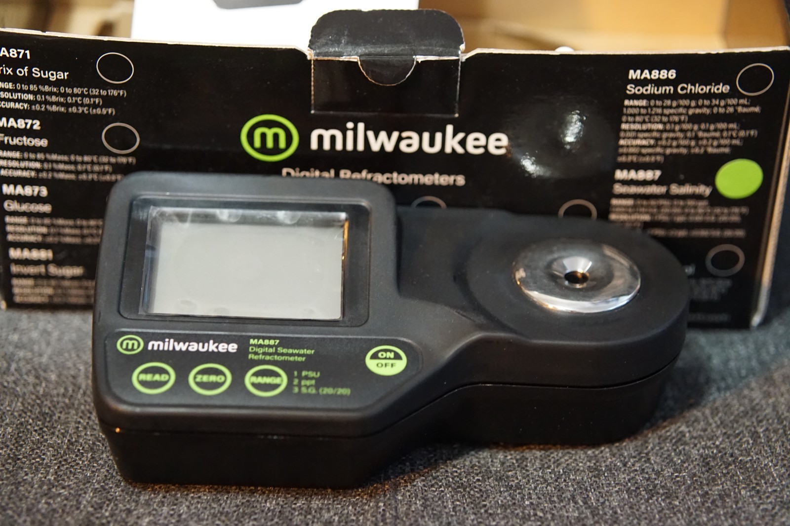 Milwaukee MA887 Digital Refractometer - Salinity