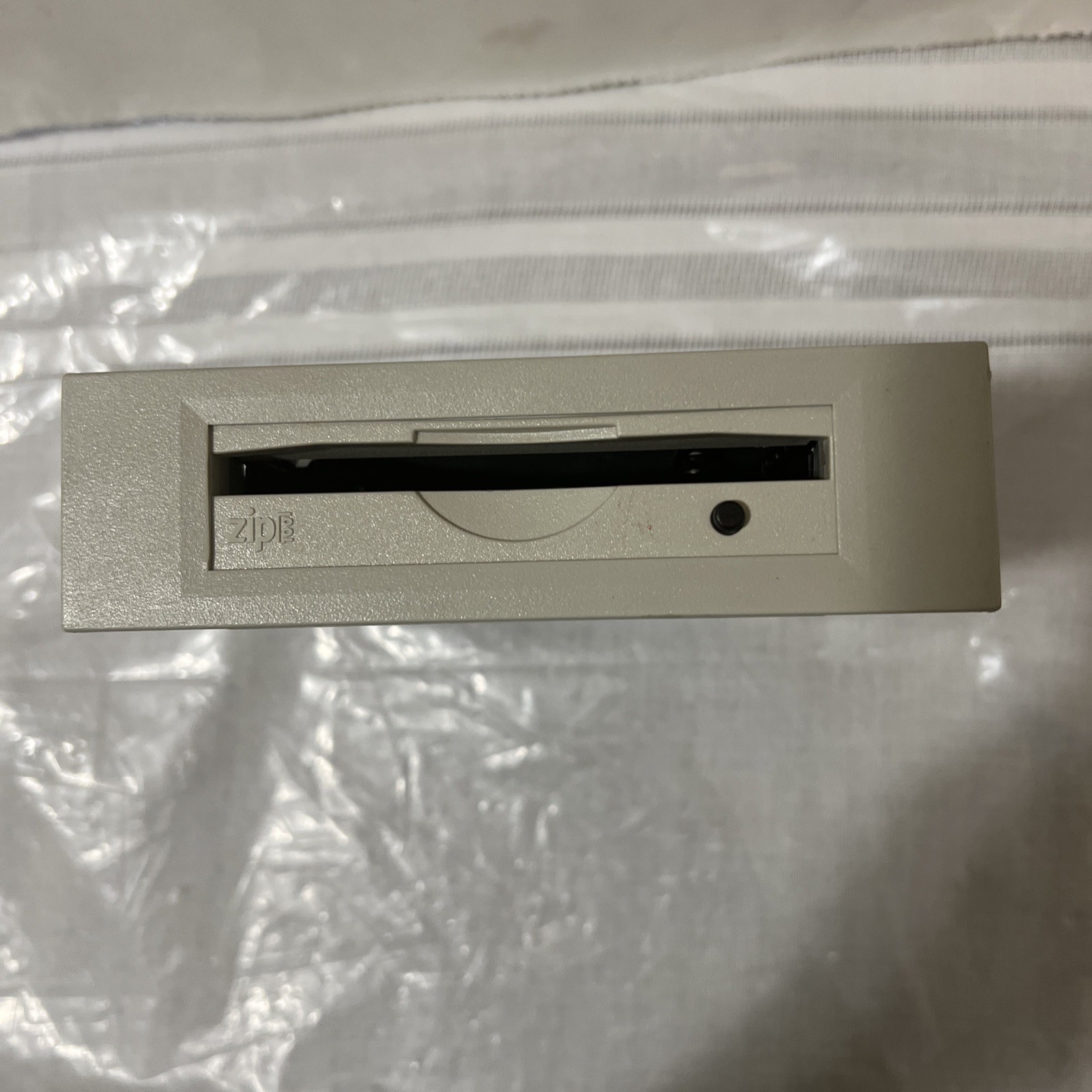 IOMEGA 100MB Zip Drive Internal Z100ATAPI IDE