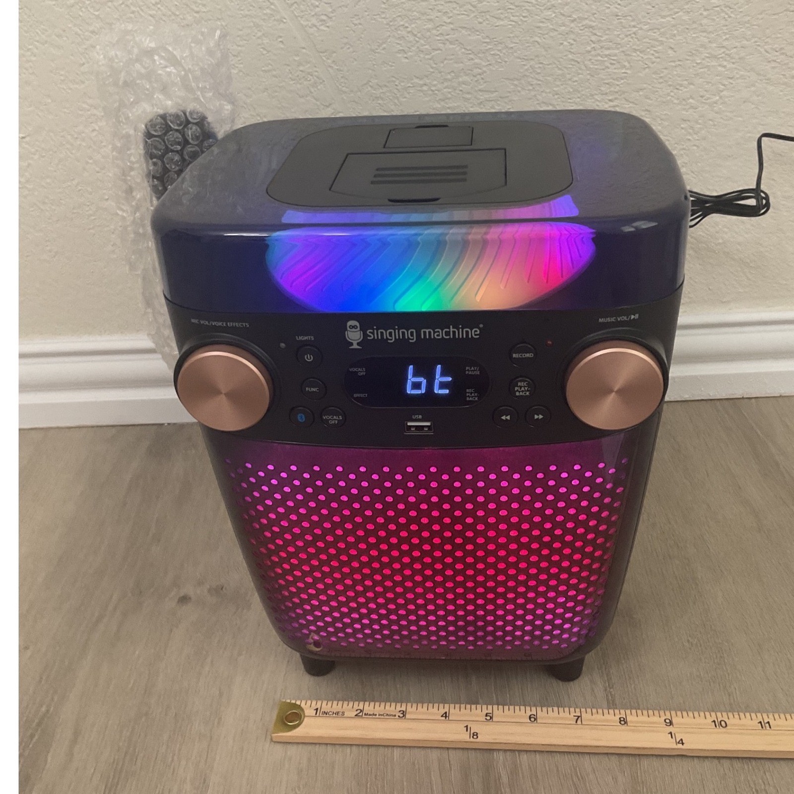Singing Machine Waves Bluetooth Karaoke System SML693BK Black LED Voice Effects