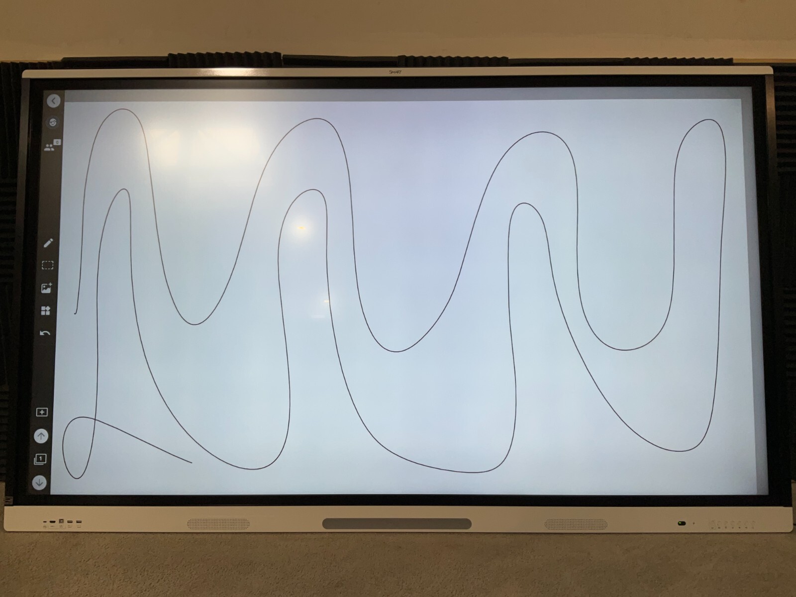 Smart Technologies Smart Board MX286-V2 86" Interactive Display 4K SBID-MX286-V2