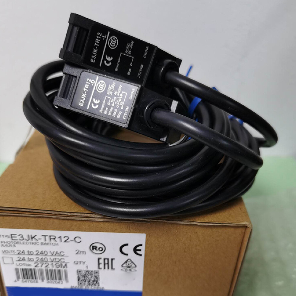 New For Omron E3JK-TR12-C E3JKTR12C Photoelectric Switch Sensor