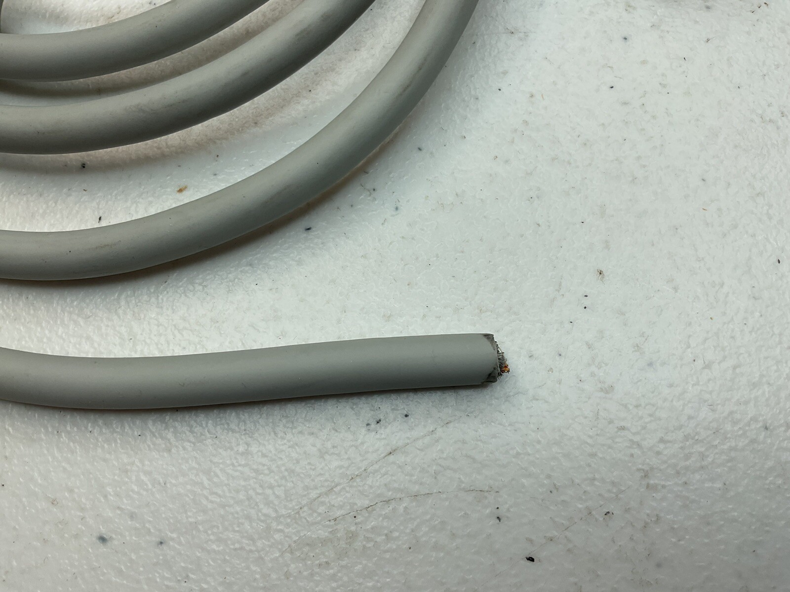 Apple AppleVision 1710 Audio/AV Cable Display - 590-0266