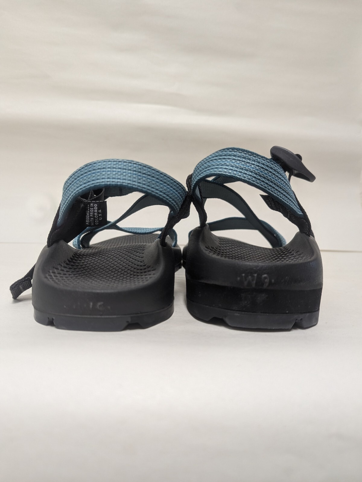 CUSTOM 1" HIGHER LEFT VINTAGE ASSEMBLED  IN USA CHACO SPORT SANDALS WOMEN 9