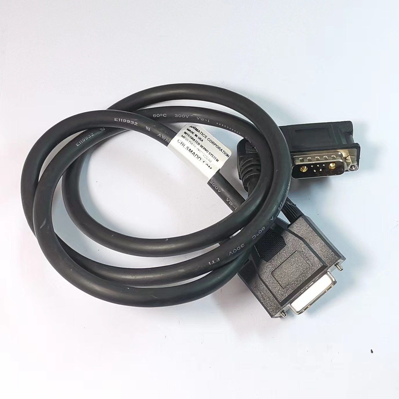 ANIMATICS CORPORATION connection cable 1 meter, functioning normally.