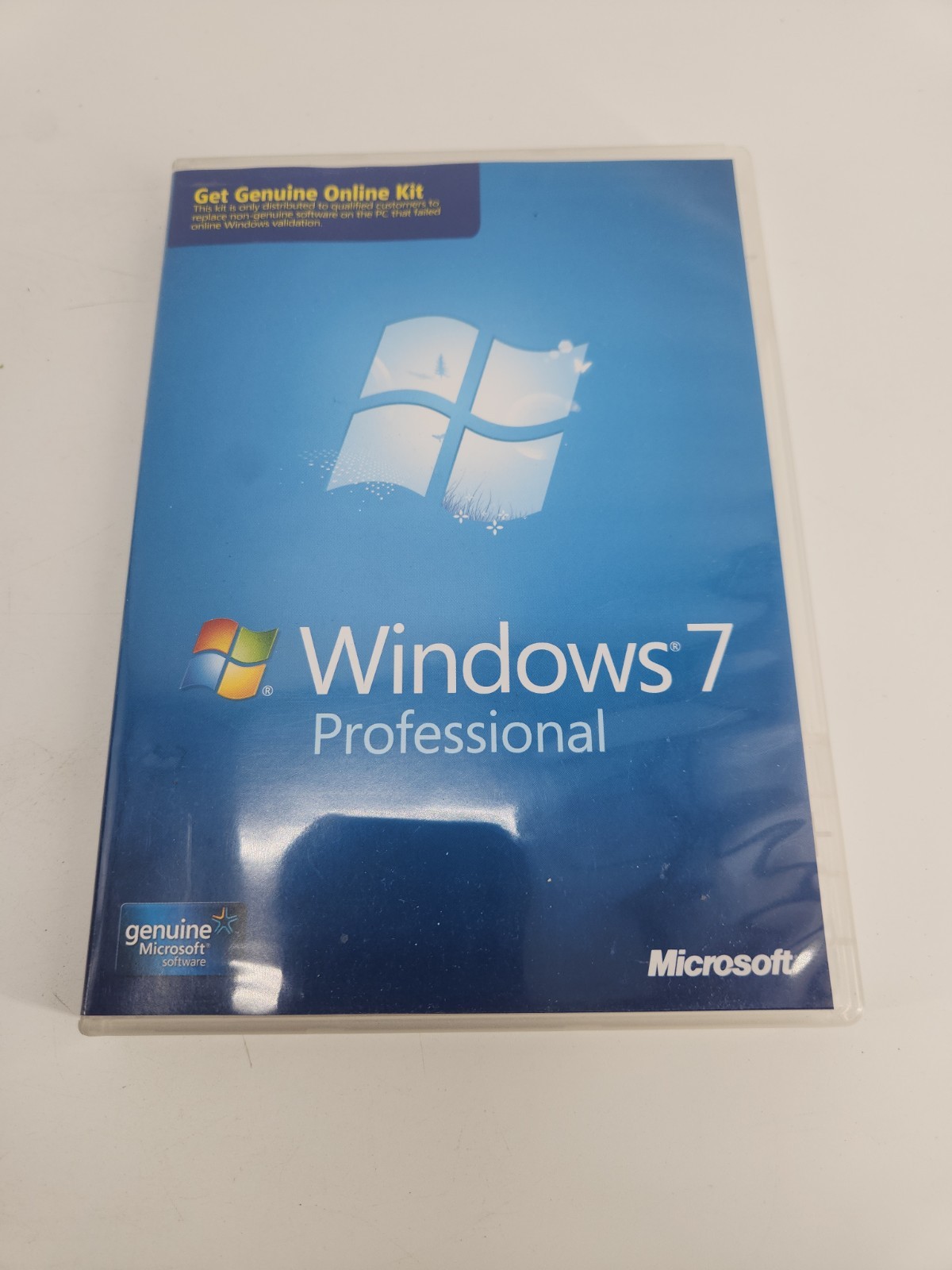 Microsoft Windows 7 Professional "Get Genuine" Kit - FULL RETAIL
