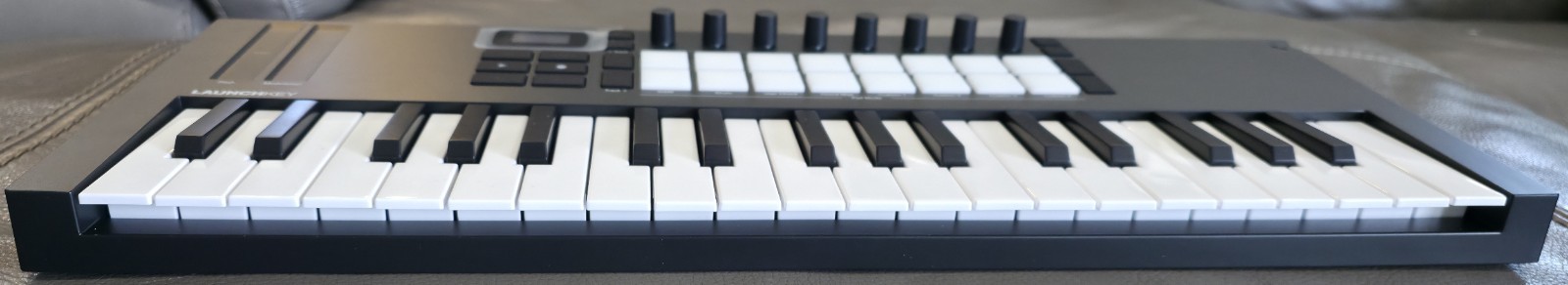 Launchkey 37 MKIV MIDI Keyboard Controller