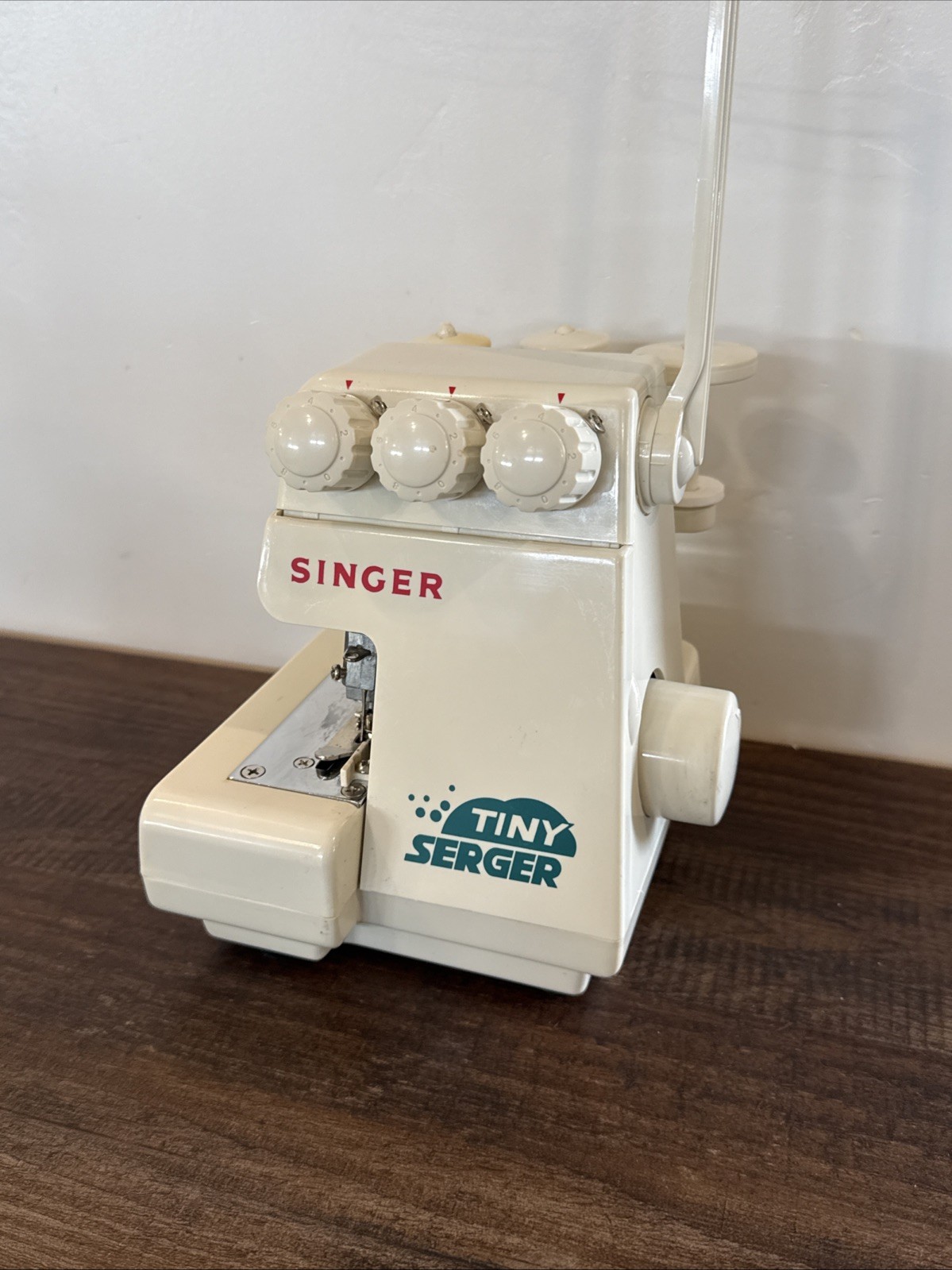 Singer Tiny Serger TS380A Plus Overedging Machine Untested No Power CordFoot Ped