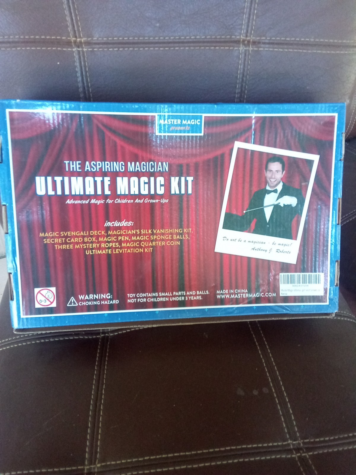 Master Magic Ultimate Magic Kit 350+ Tricks Brand New Sealed Original Box