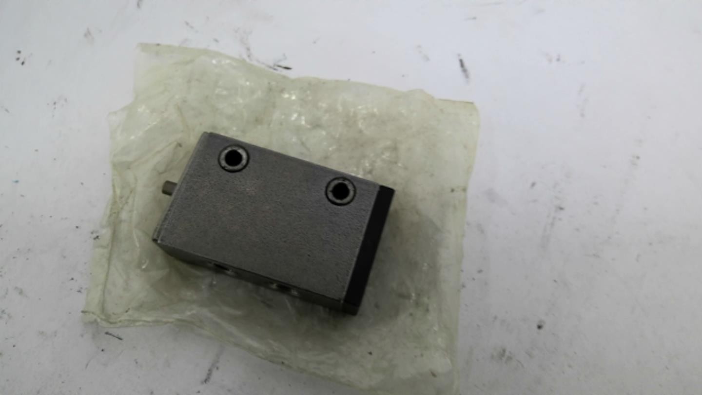 Bosch 0820402001 Control Valve