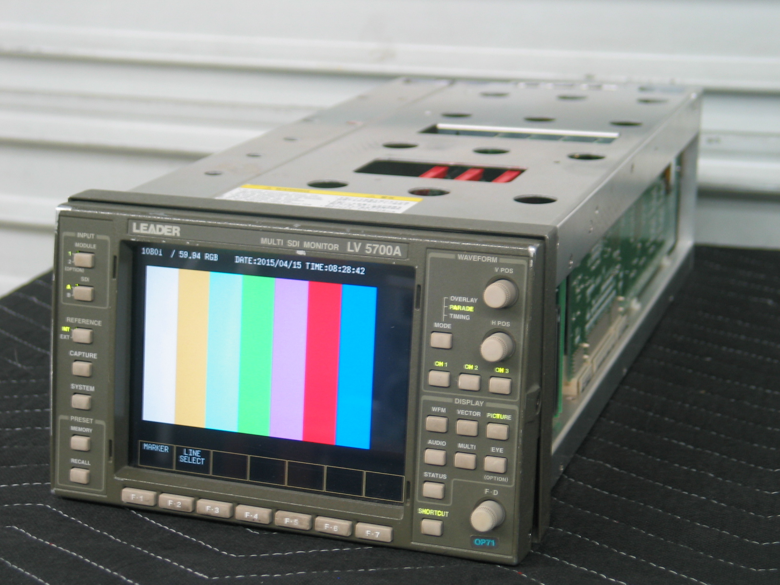 Leader LV 5700A