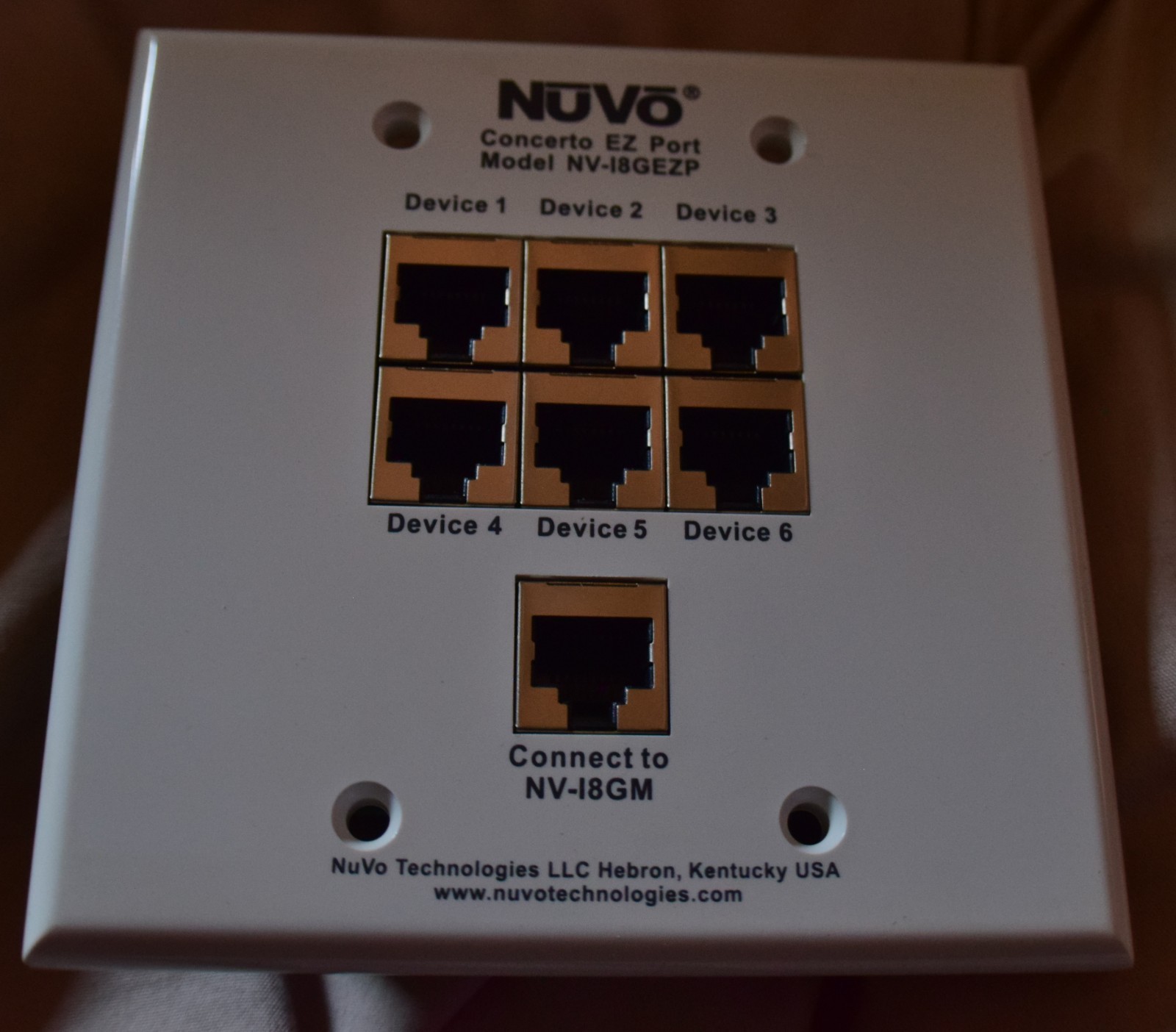 Nuvo Concerto EZ Port Multi-Connection Hub, NV-I8GEZP NEW In Box