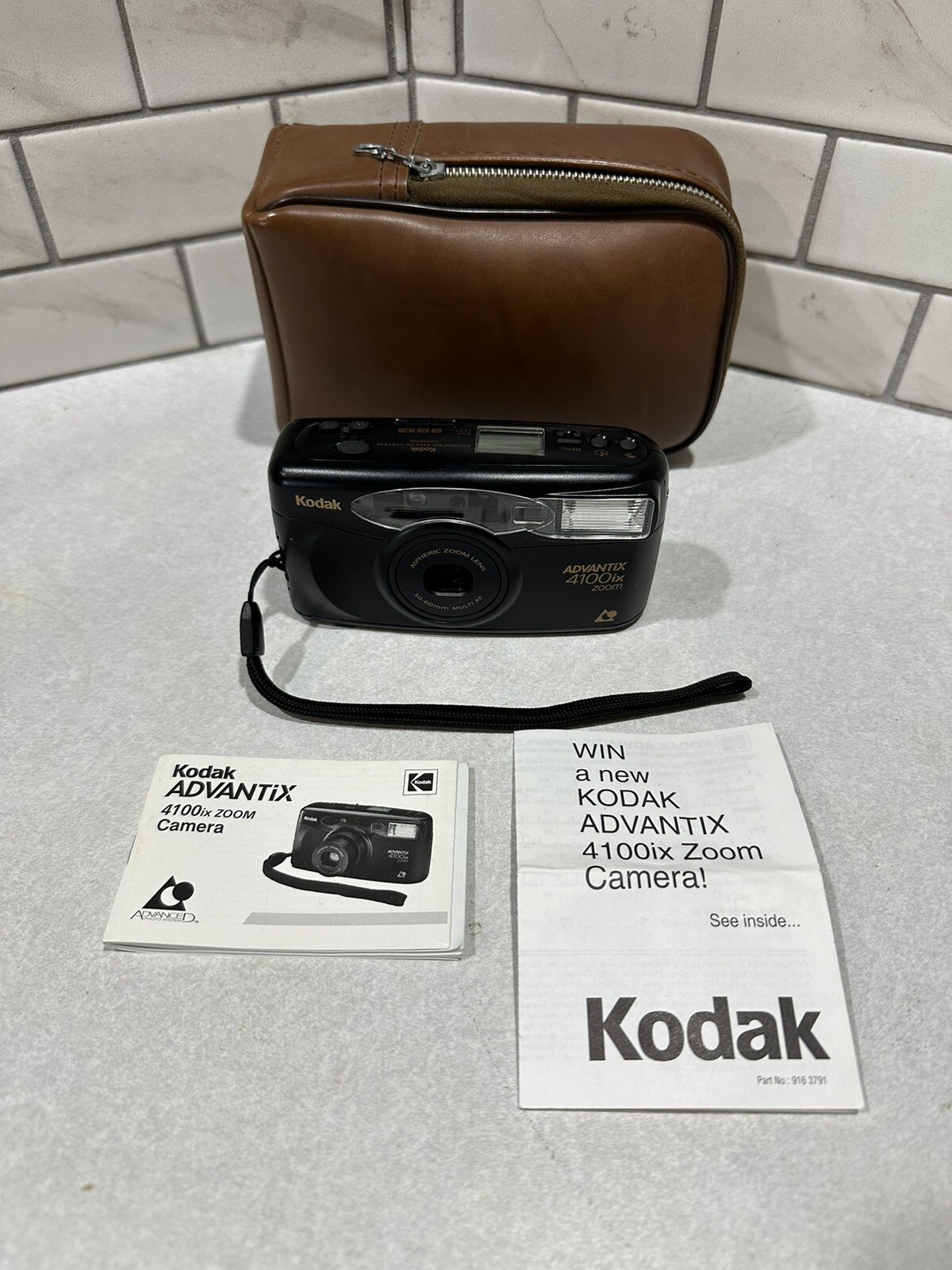 Kodak Advantix 4100 IX APS Point & Shoot Film Camera With Case