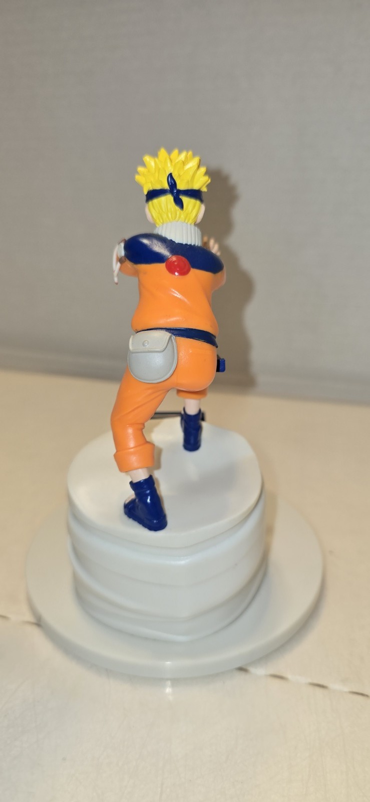 Vintage Naruto Gaming Controller Stand Great Condition