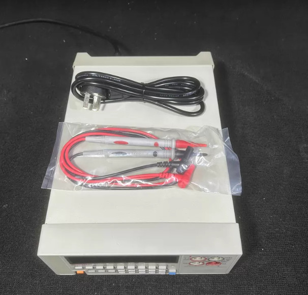 1PCS ADVANTEST R6441A four and a half position desktop multimeter