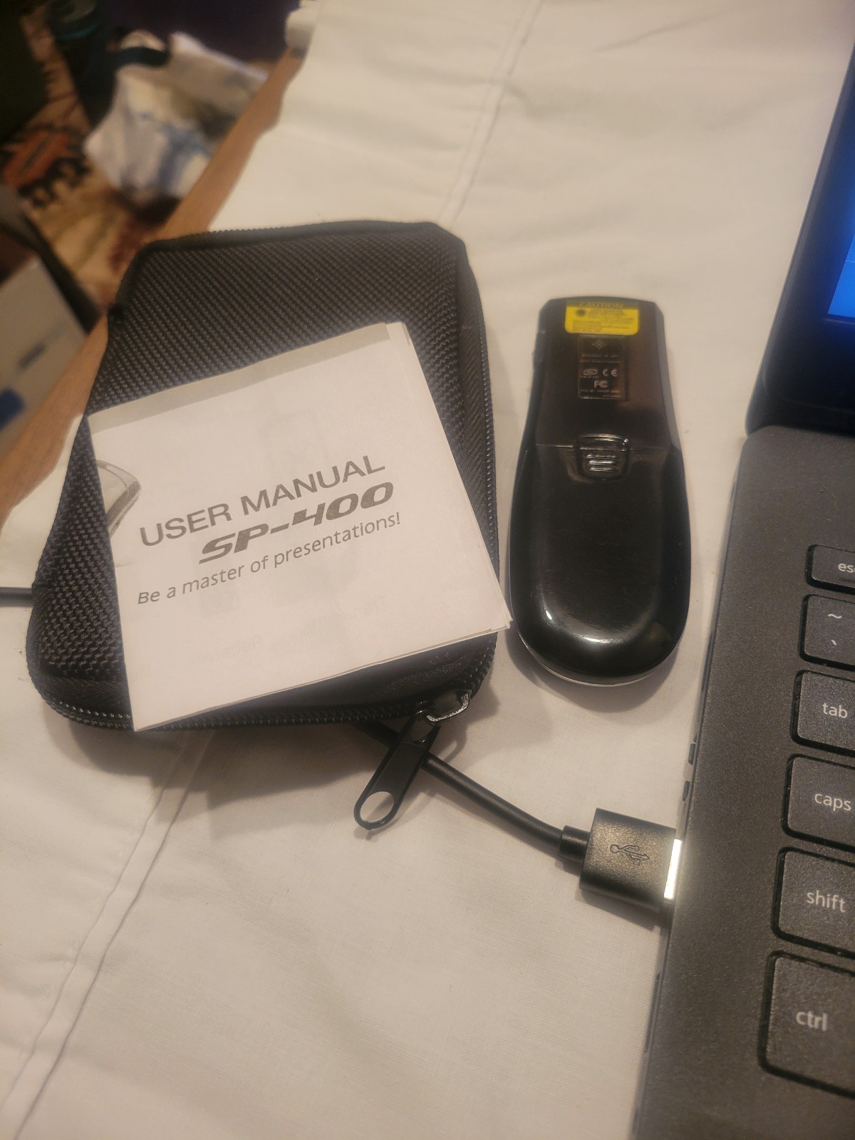Satechi SP400 Smart-Pointer - includes carry case