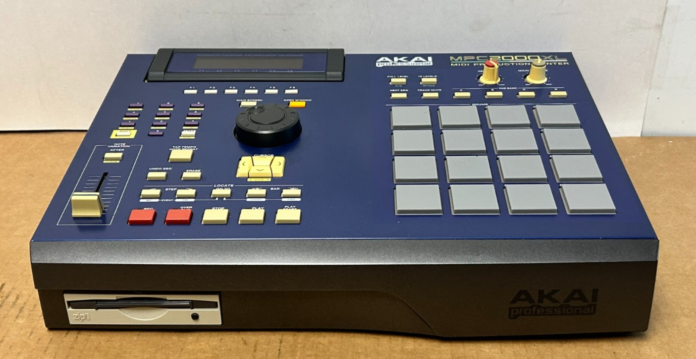 Akai MPC2000XL Sampler/Sequencer MIDI Production Center - Blue Edition!
