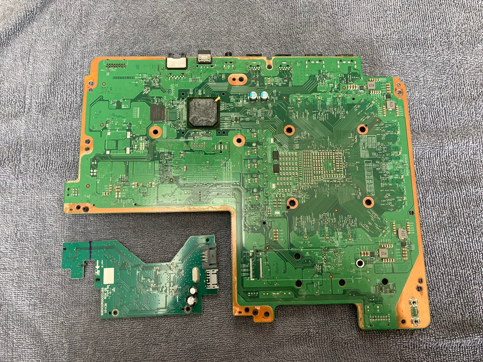Microsoft Xbox One X Motherboard (Bad Retimer Chip?)