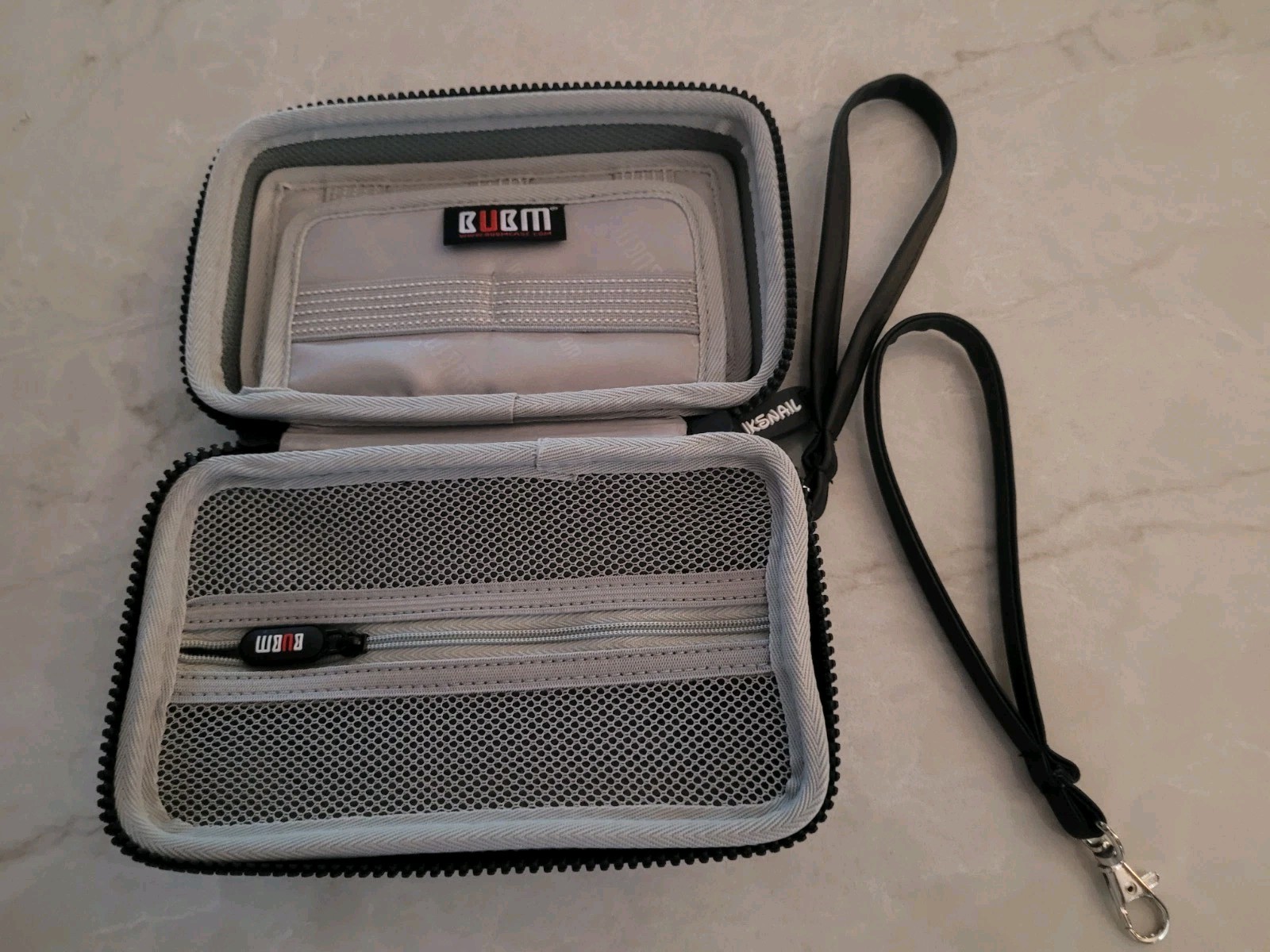 BUBM IKSNAIL/ Hard CASE ~ Hard Case Only w Two Wrist Straps.