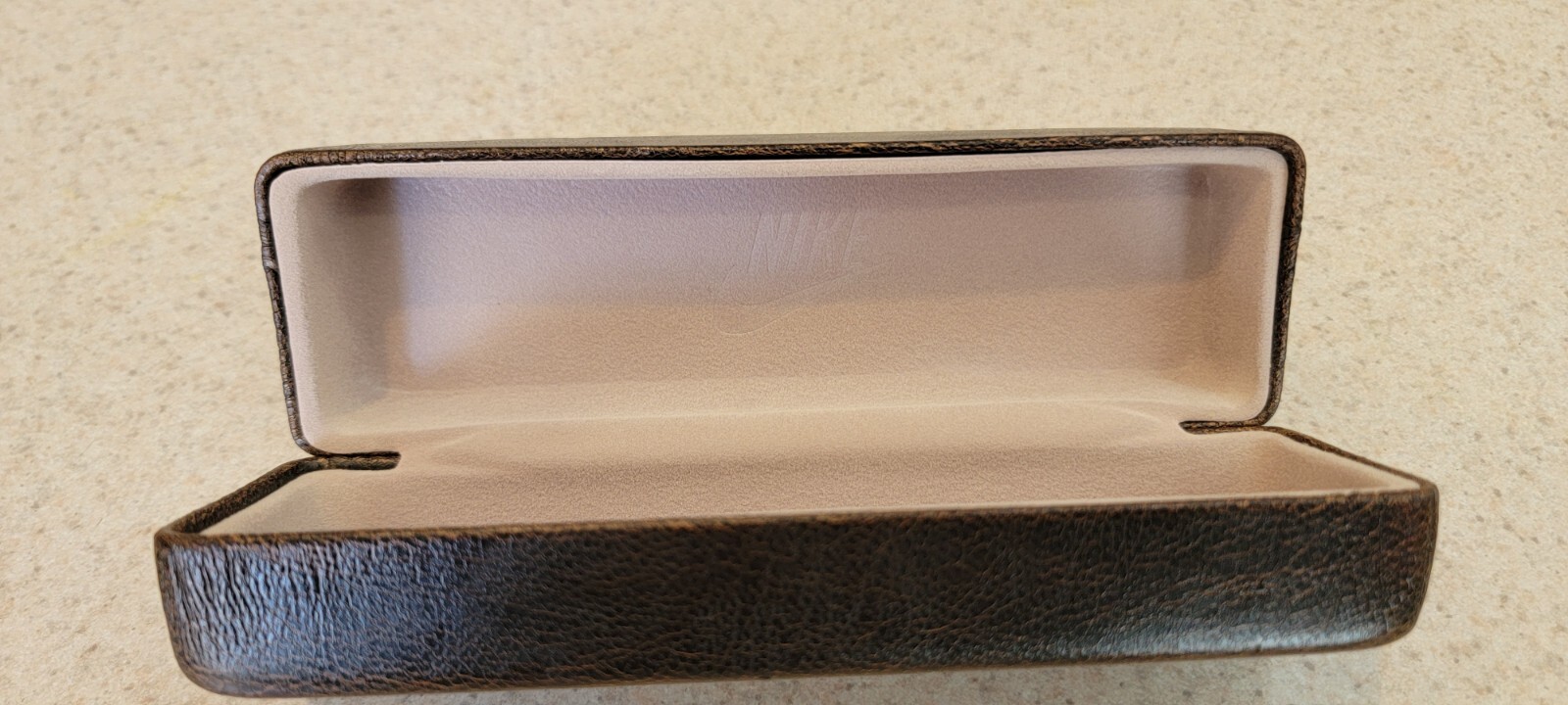 Nike Medium Box Leatherette metal clad classic replacement case