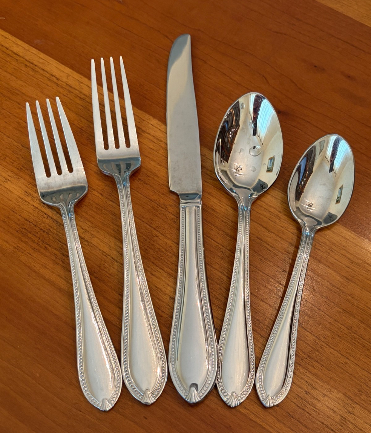 Reed & Barton WHITLEY  18/10 Stainless Flatware  Bead Outline Edge - Choice