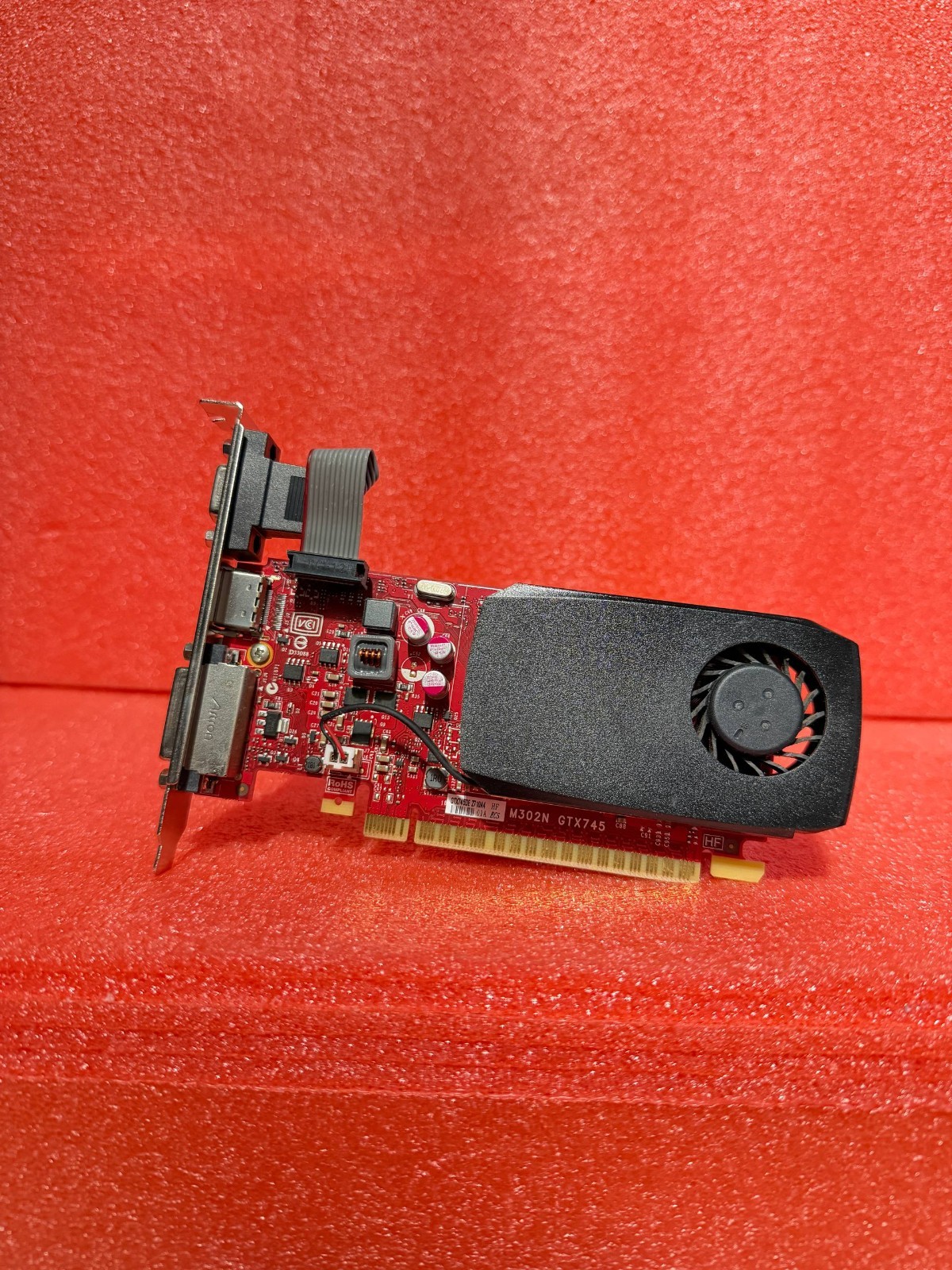 DELL GeForce GTX 745 PCI Express 3.0 4GB DDR3 HDMI D-SUB DVI Video Card 0TC2P0.
