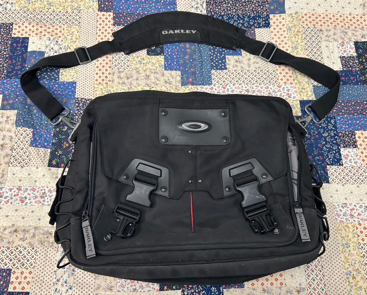 Oakley computer bag 2.0 Black Messenger Tactical Pack w/ Strap Pockets