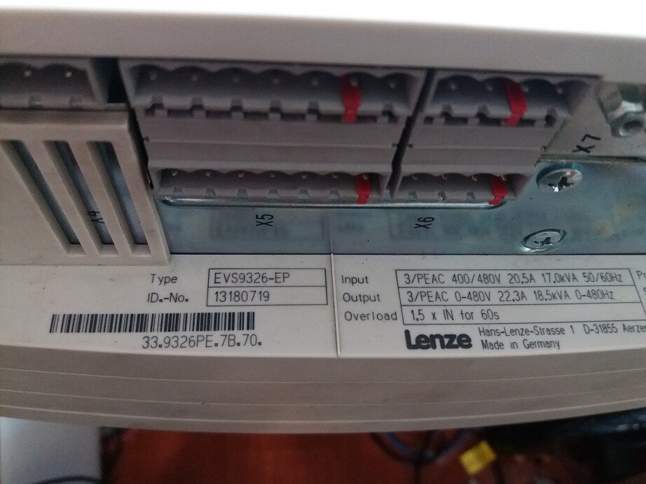 1PC USED LENZE INVERTER EVS9326-EP EVS9326EP FREE EXPEDITED SHIPPING