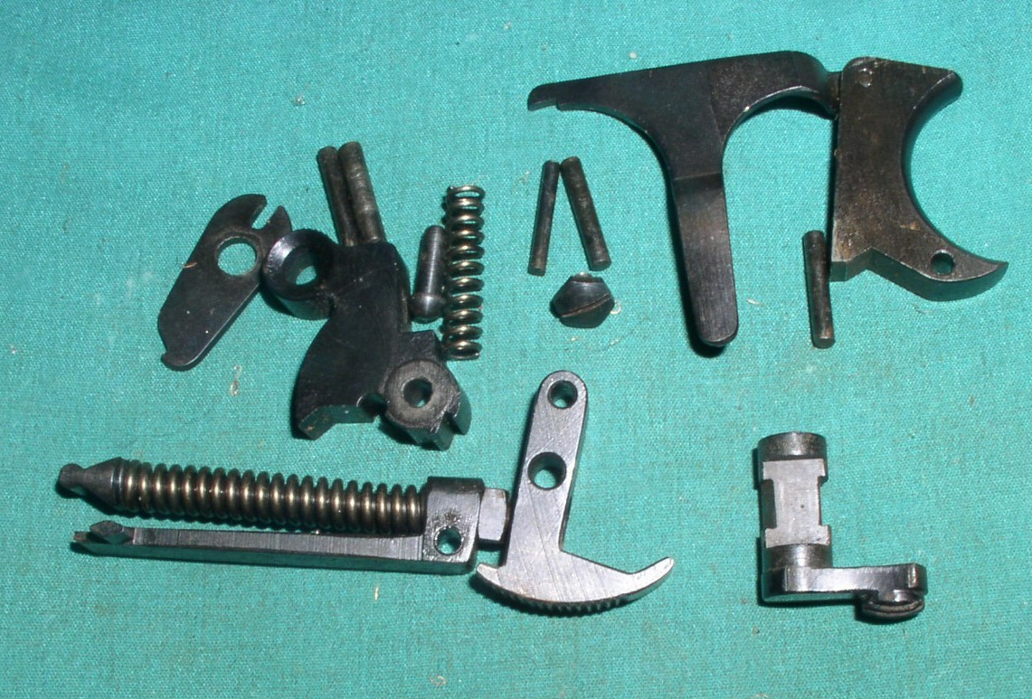 Beretta Model 1934 .380/9 Corto Pistol HAMMER/SAFETY/TRIGGER/MAG CATCH/ET TJ8108
