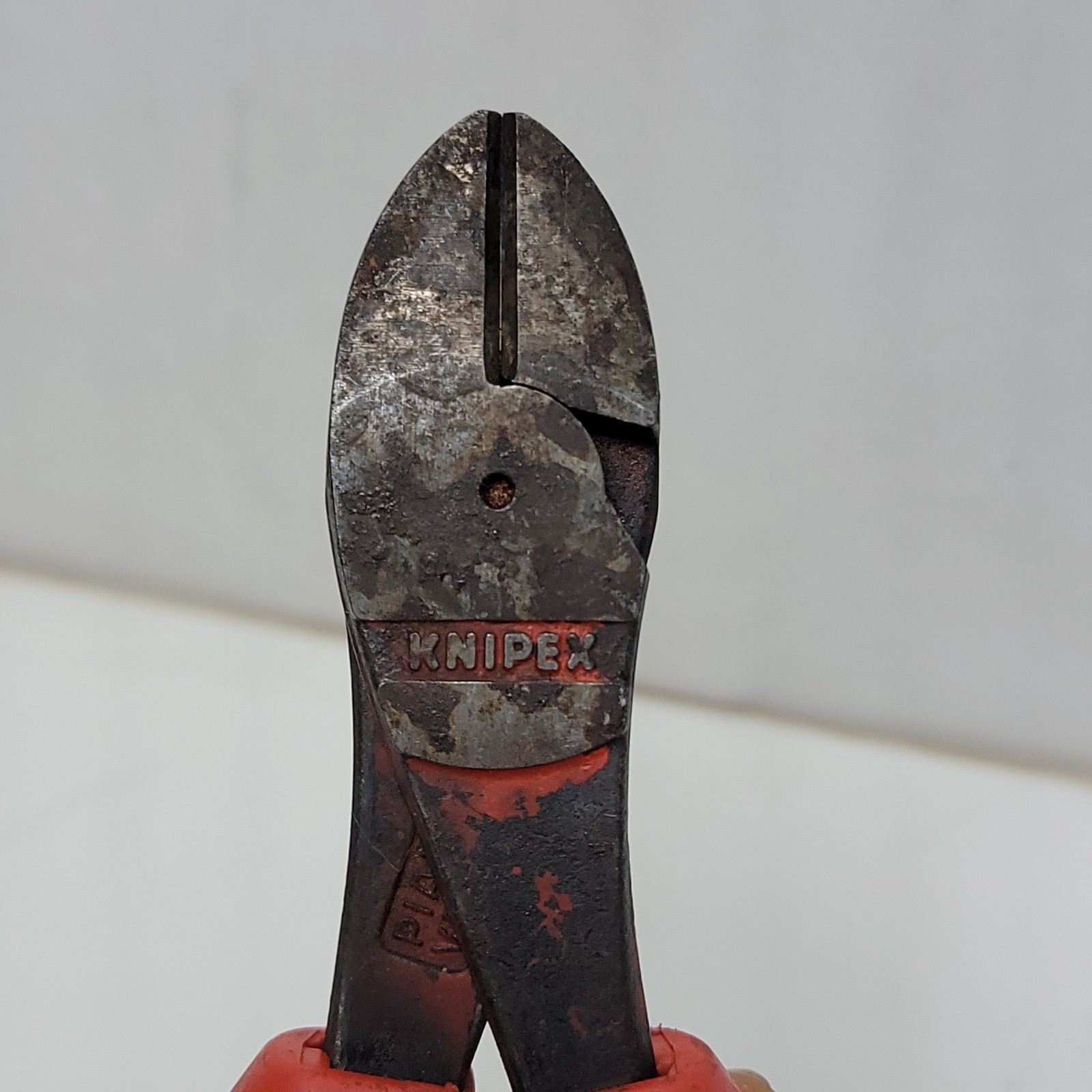 Knipex 7422200 High Leverage 12deg Angled Diagonal Cutters