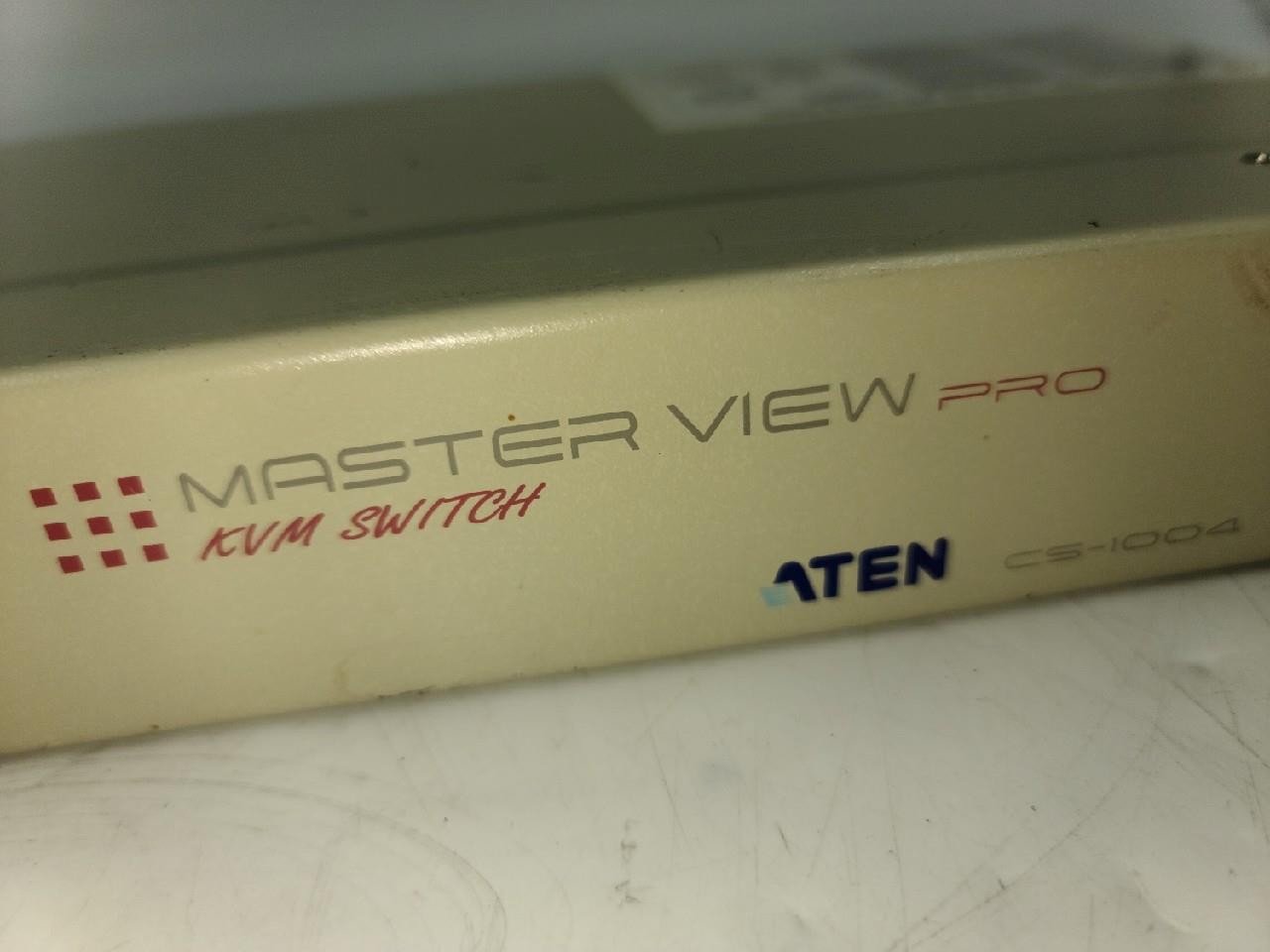 ATEN Master View Pro KVM Switch Model CS-1004