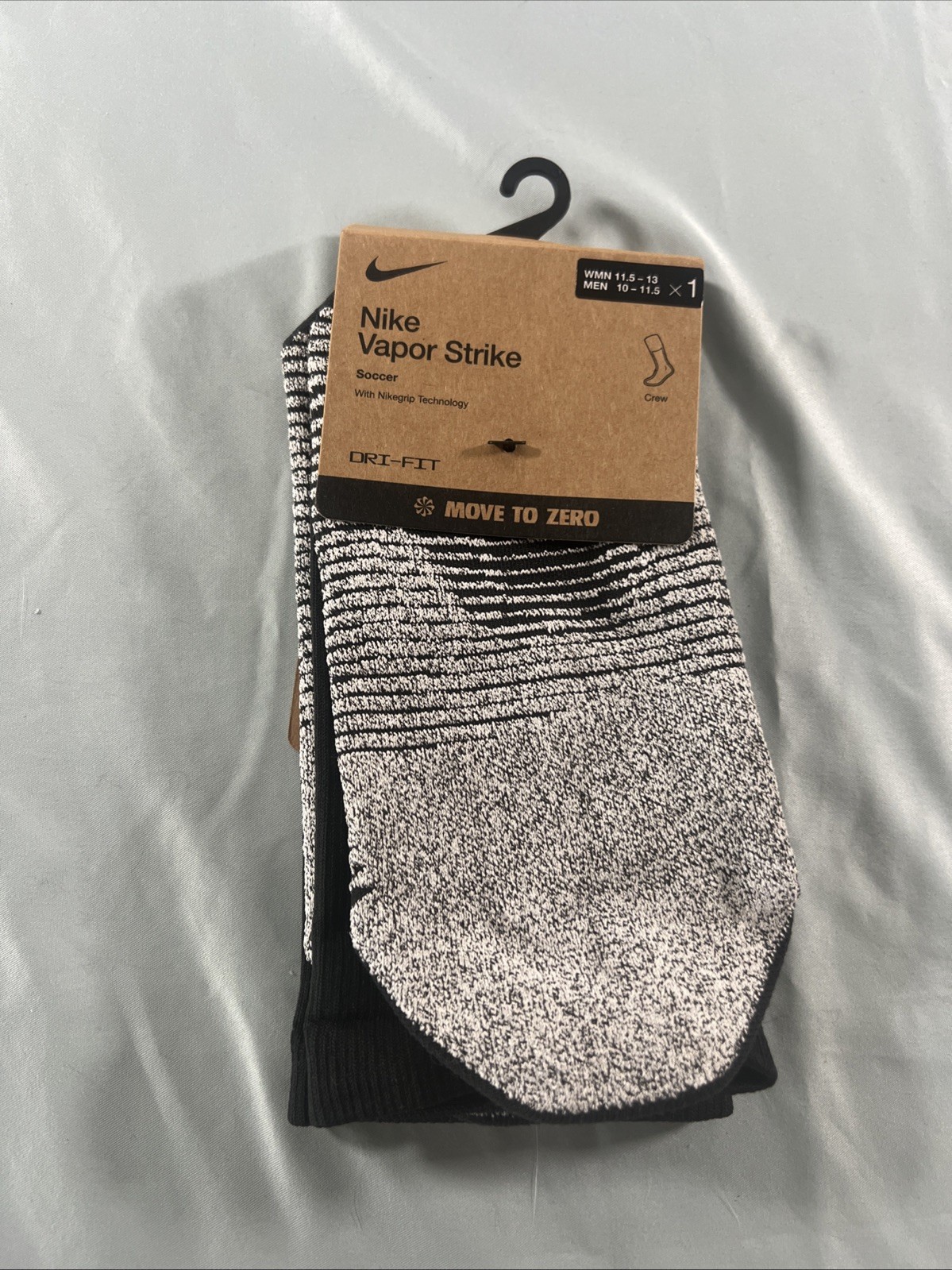 Nike DH6613 010 Vapor Strike Soccer Dri Fit Socks Size Large 10 - 11.5 Nikegrip