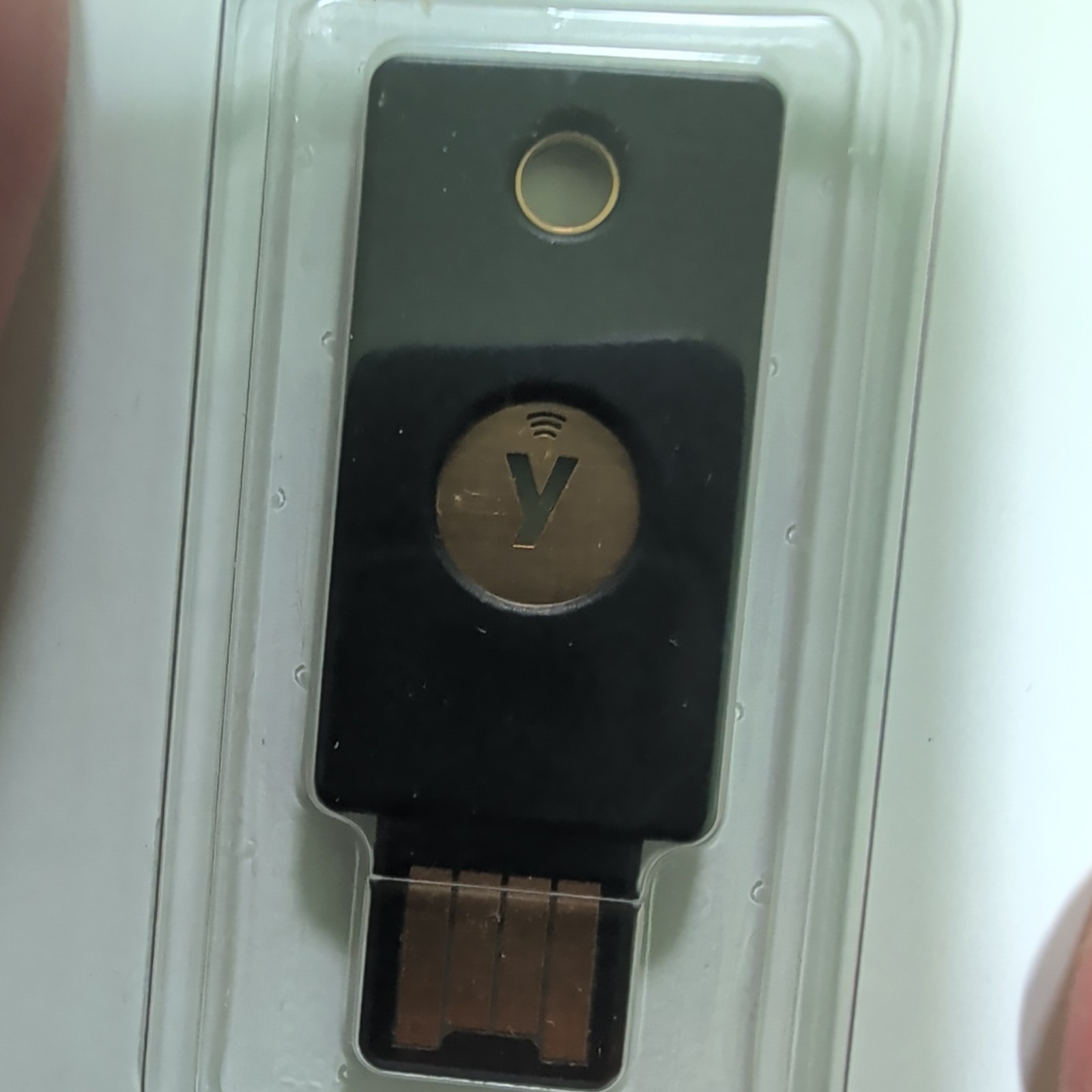 Yubico ‎YubiKey 5 NFC Two Factor Authentication USB and NFC Security Key