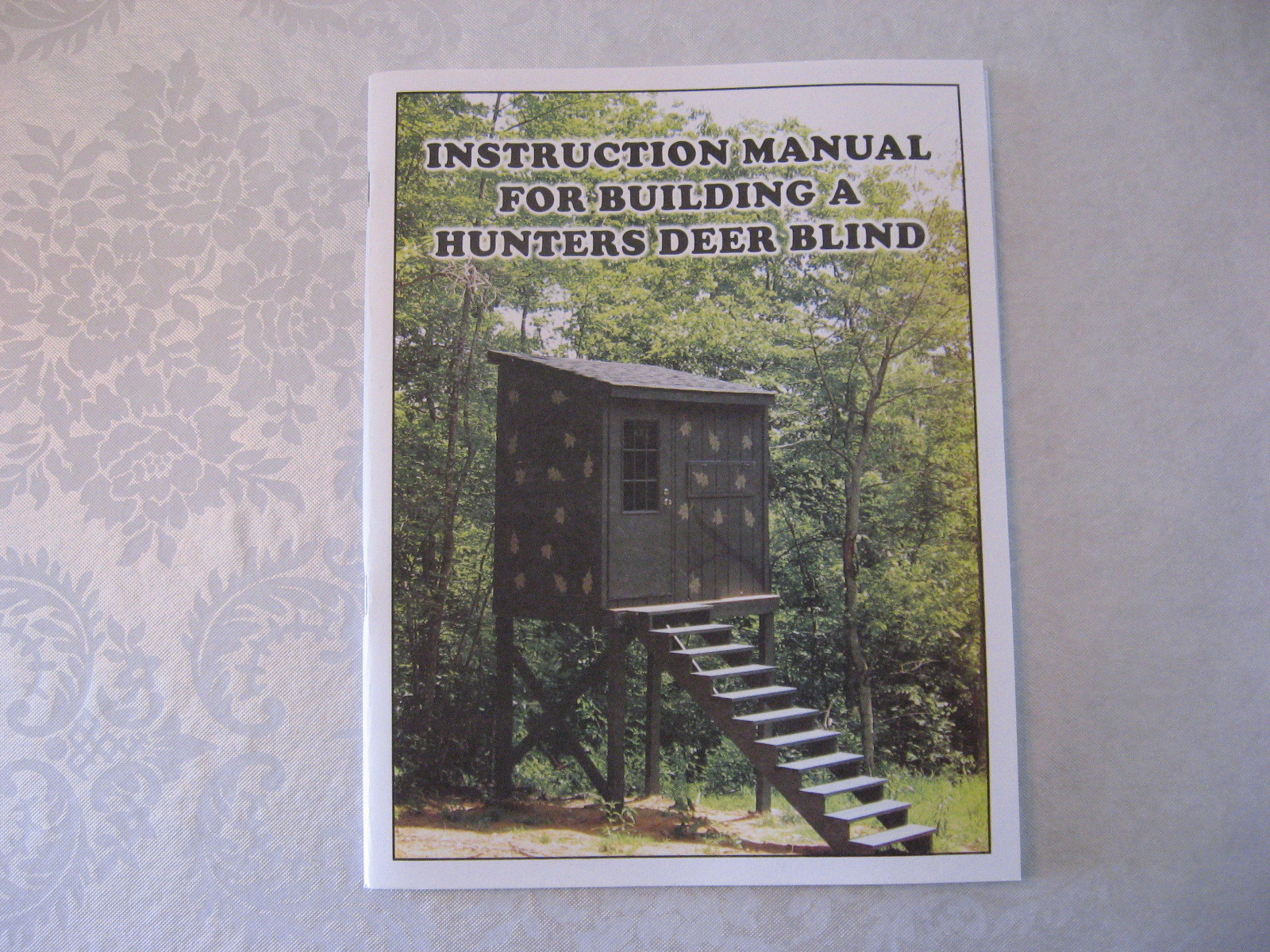 DEER BLIND PLANS 56 PAGE MANUAL WITH DRAWINGS AND PICTURES.