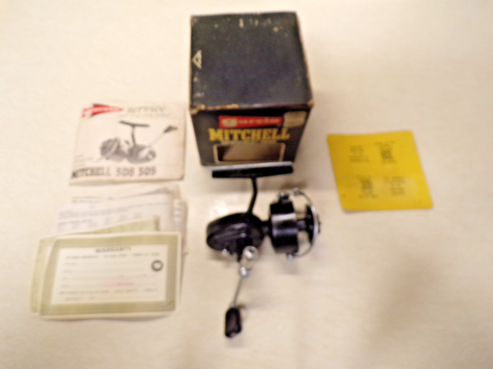 ABU GARCIA SPINNING FISHING REEL W/ BOX - RARE MITCHELL 309 - REEL WORKS GOOD