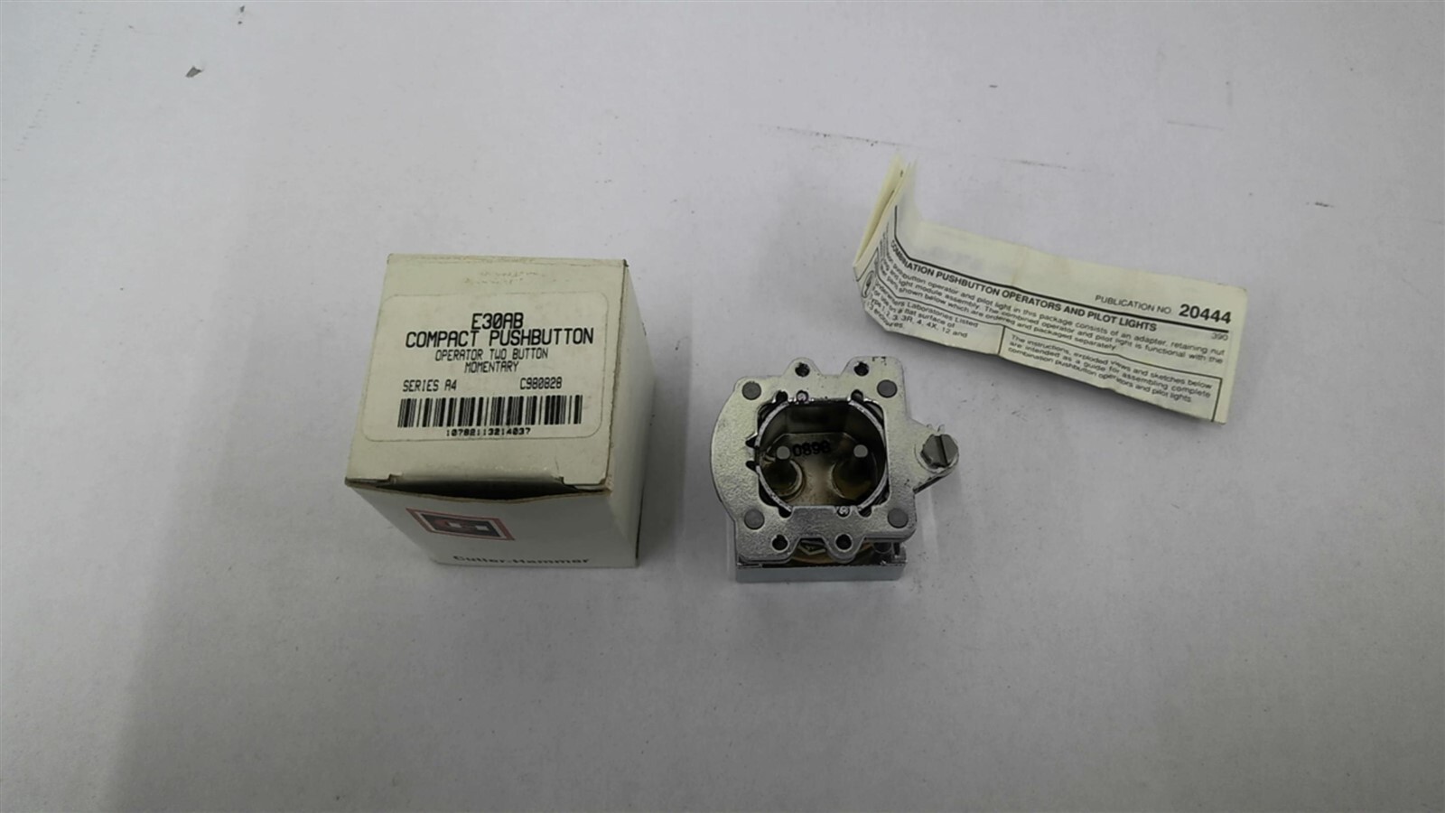 Cutler-Hammer E30AB Compact Pushbutton