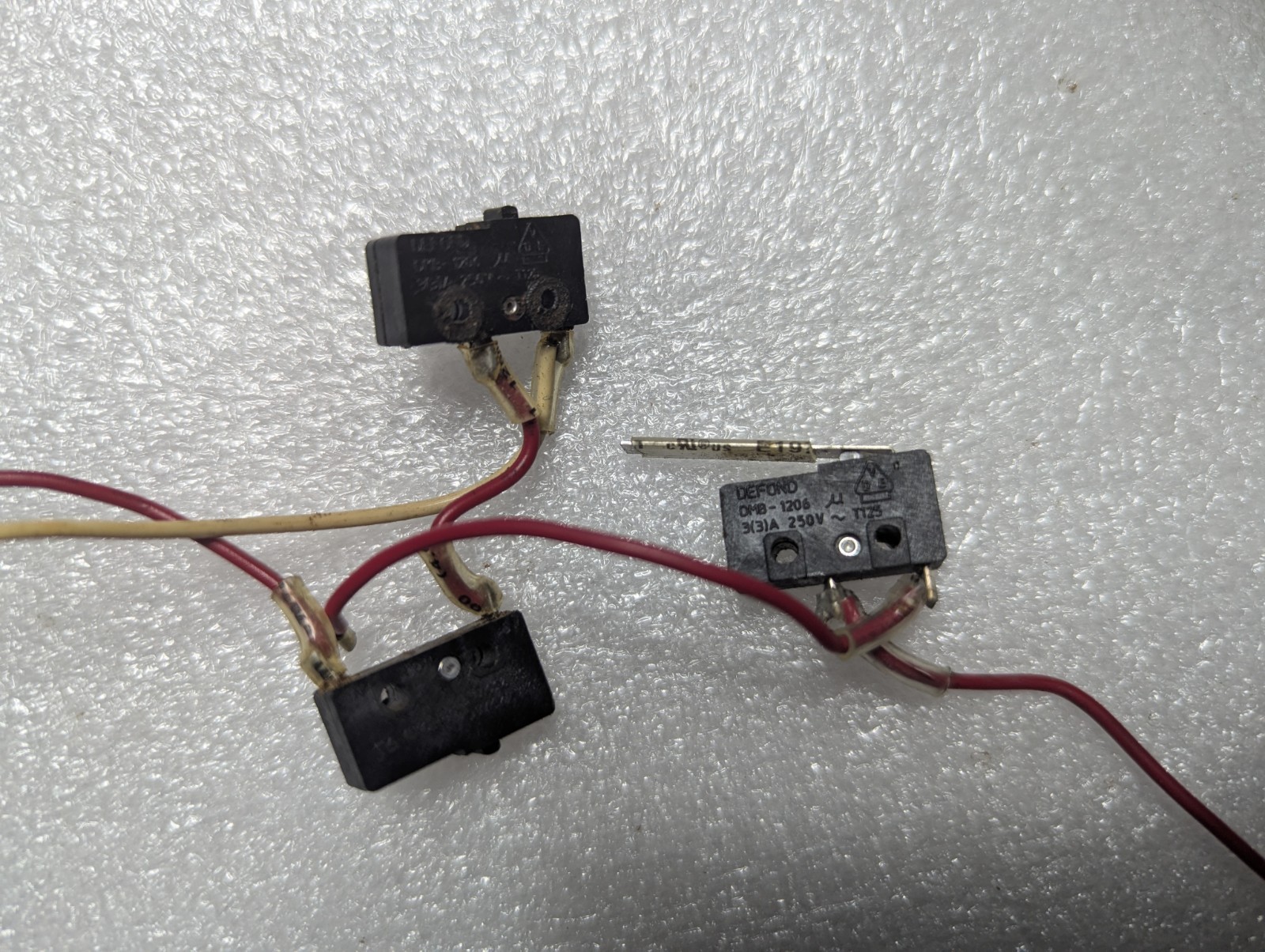 3 DEFOND DMB-1206 Micro Switch 1 With Lever 2 With Press Button w/ Wires