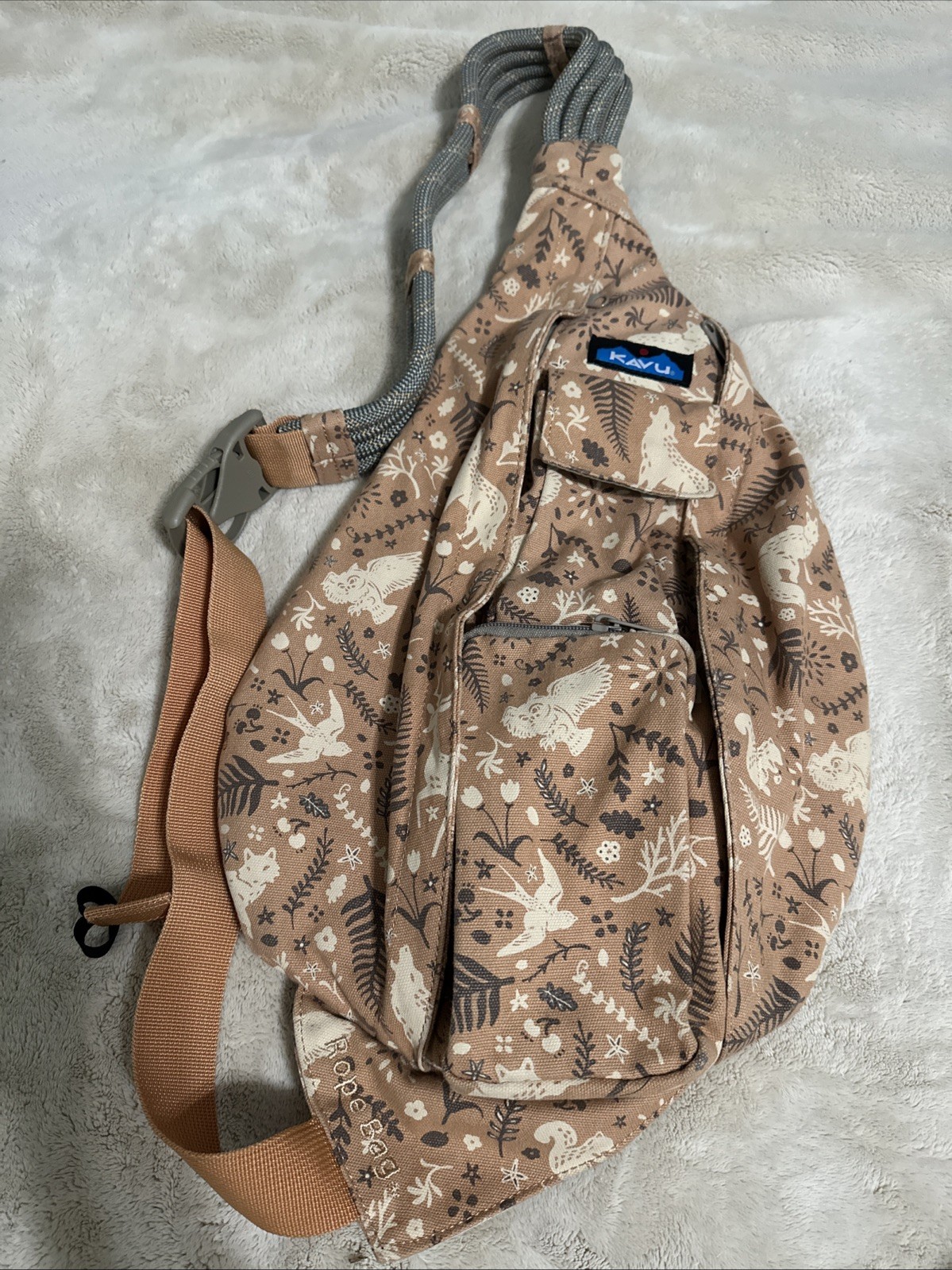 Kavu Dream Trail Sling Crossbody Rope Bag Backpack Deer, Fox, Wolves cute!
