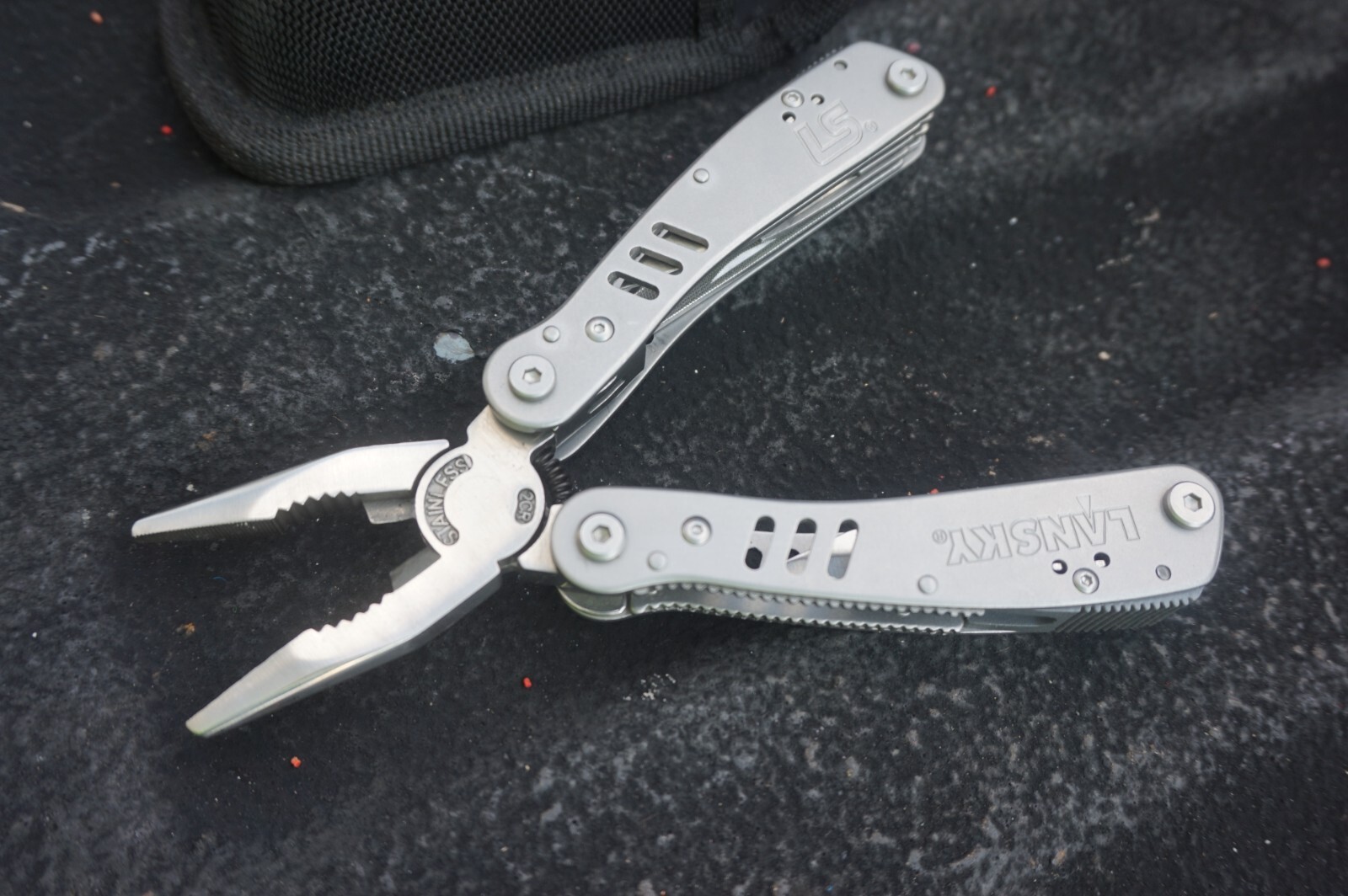 Lansky 20 Function Multi-Tool + 10 Socket Bit Set, Stainless Steel #LMT100B
