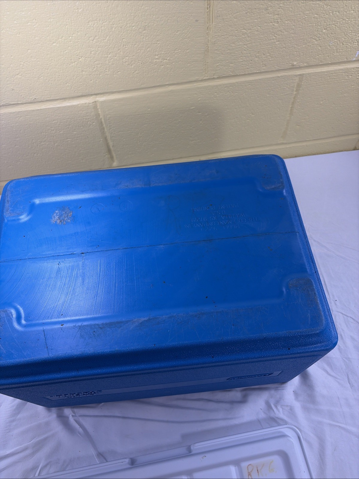 Coleman Party Stacker 24 Can Cooler Stackable Ice Chest Model 9223 Blue
