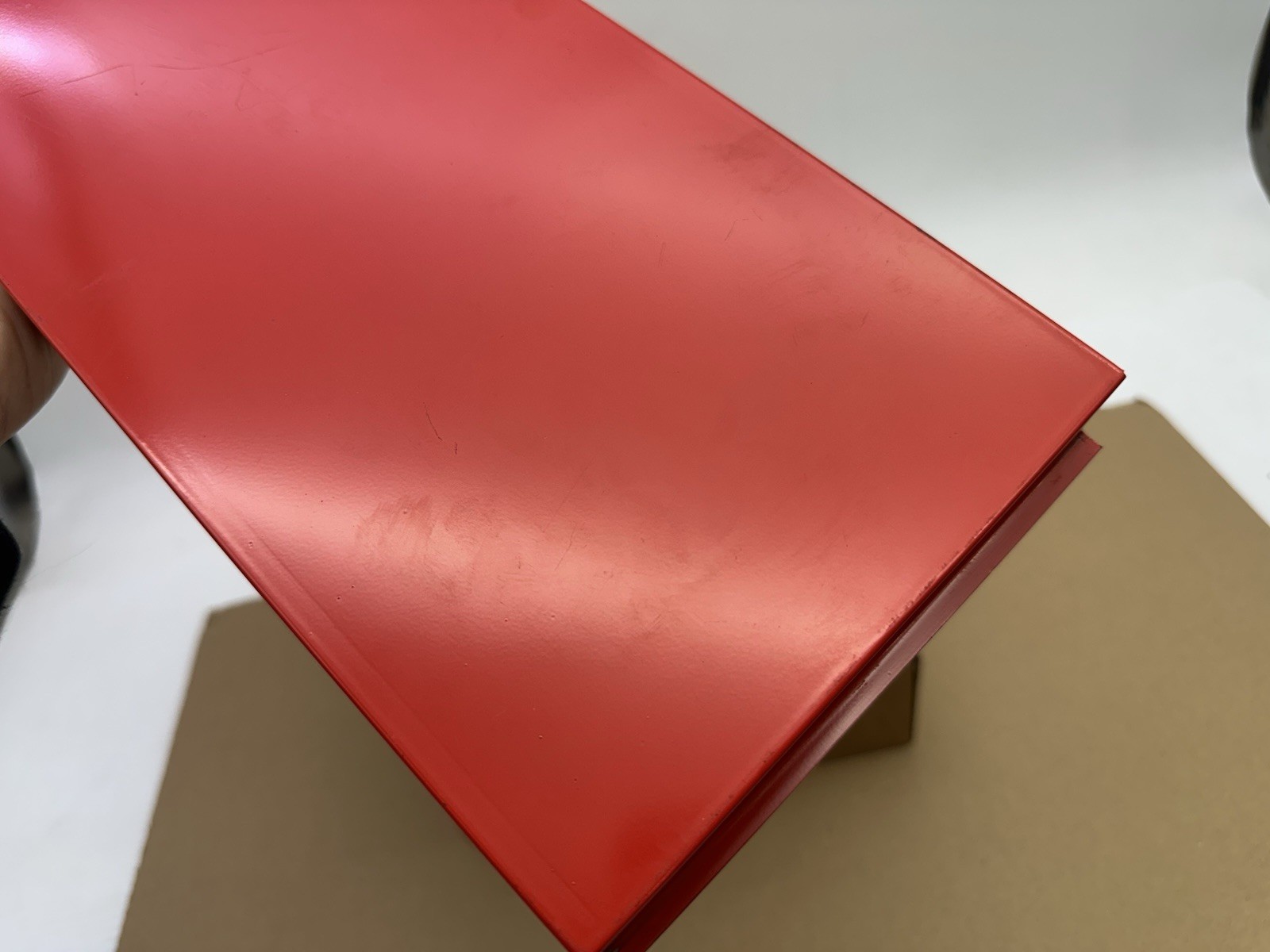 Snap-on KRA380 Roll Cab Sliding Parts Tray 21.5'' Wide x 6'' Deep x 1'' High Red