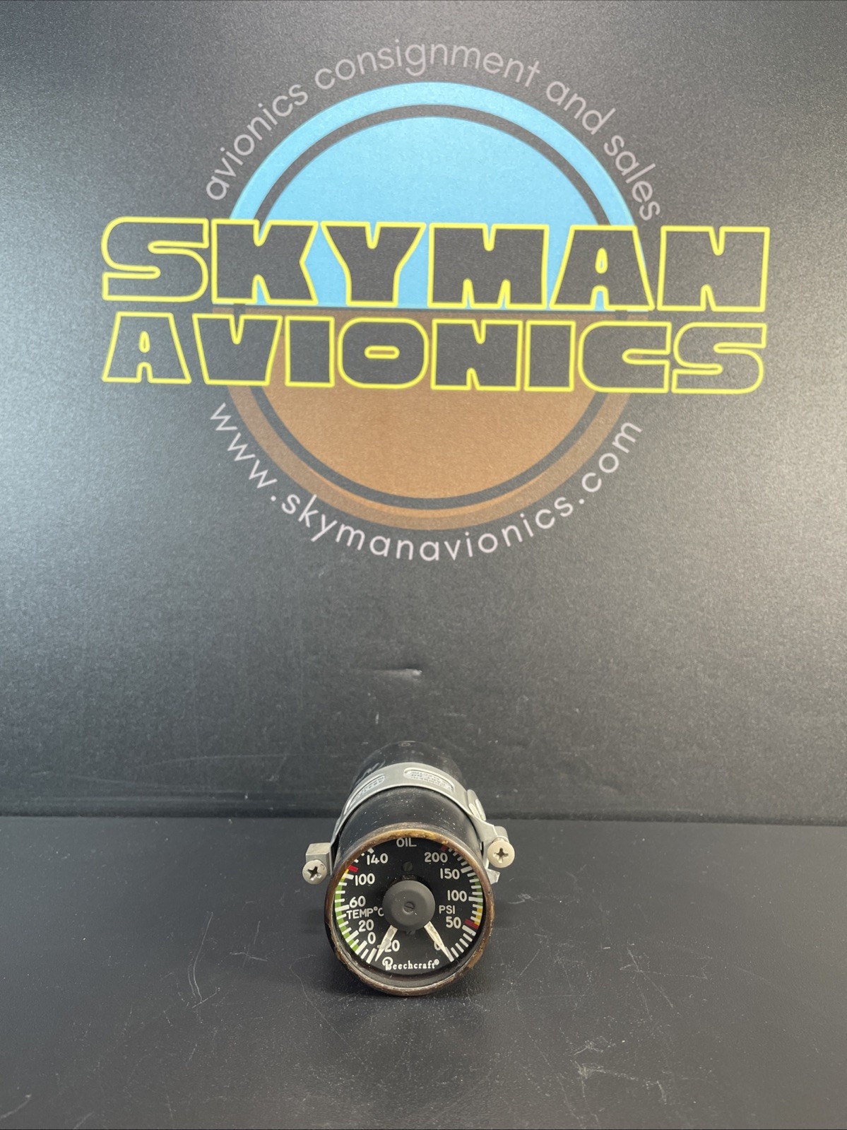 Beechcraft Oil Temp and Pressure Indicator - 101-384155-7